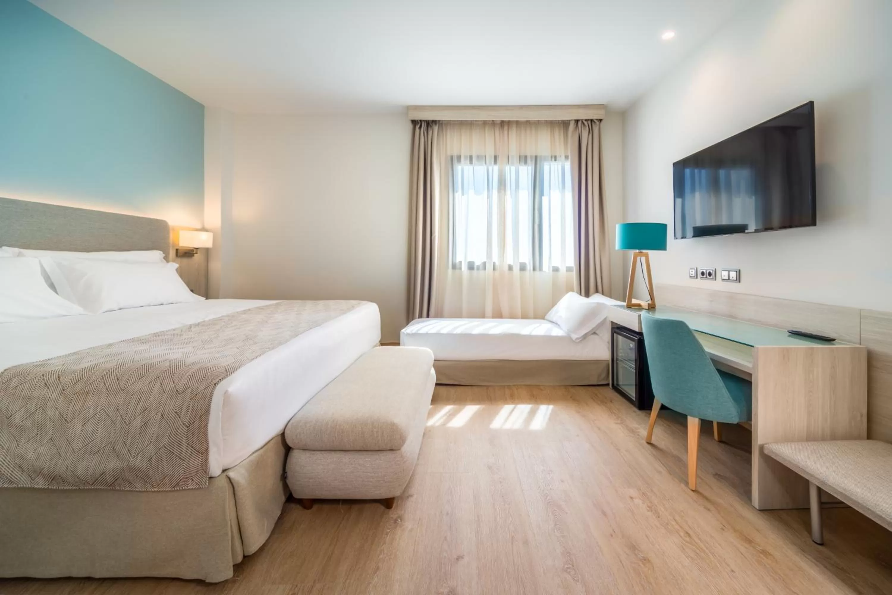 Bed in Occidental Sevilla Viapol