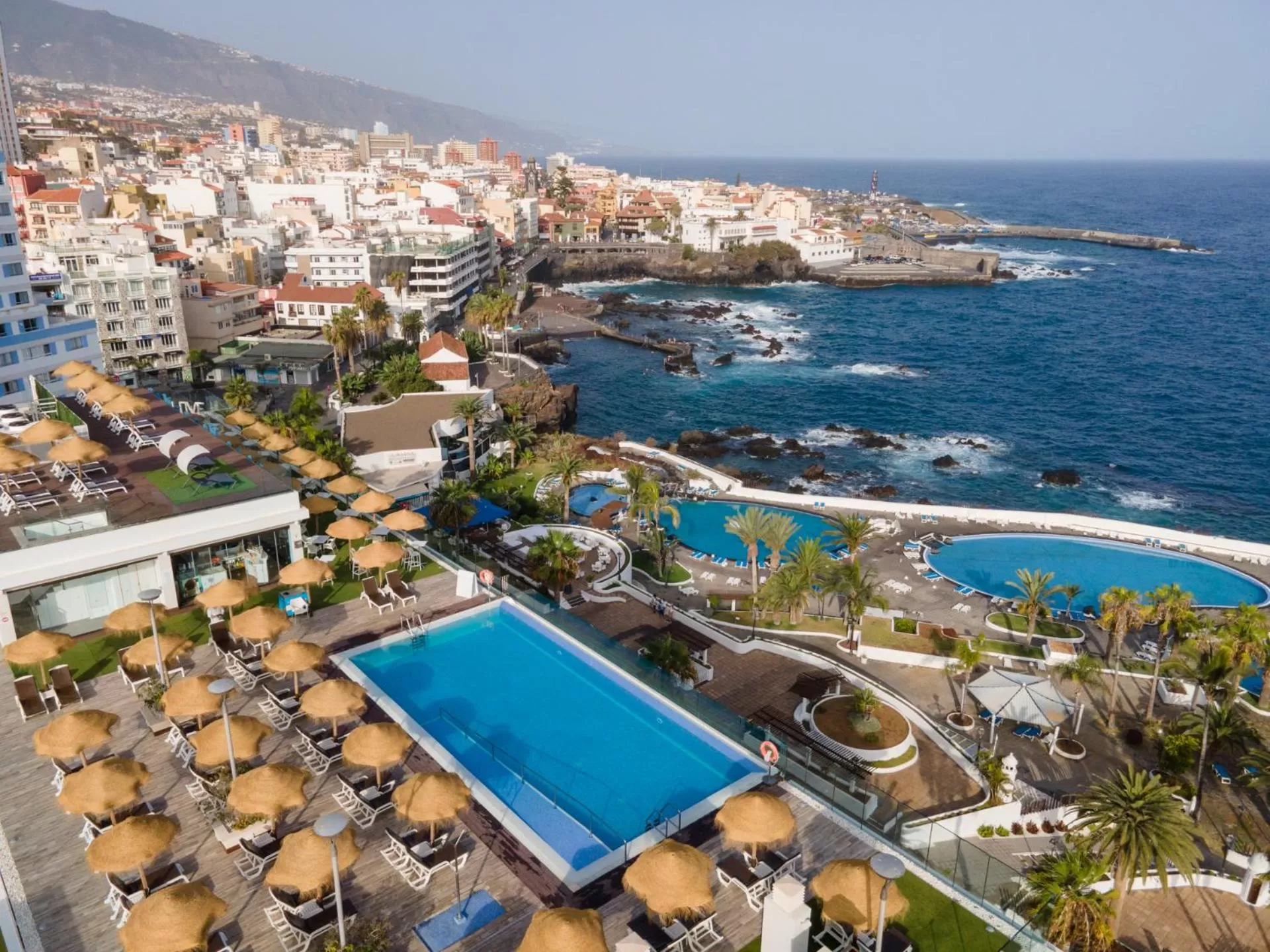 Sea view in Hotel Vallemar