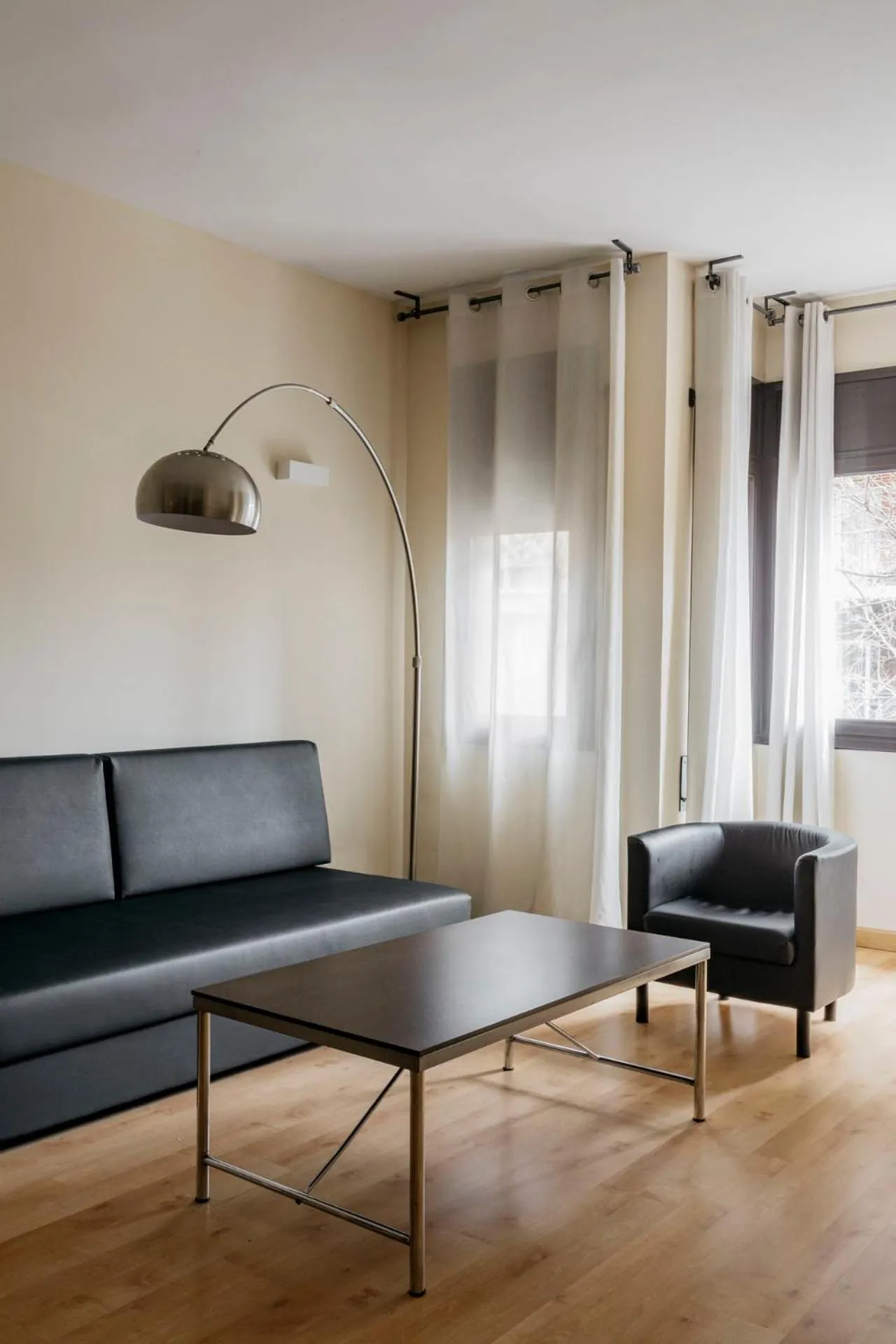 Living room in Barcelona Apartment Villarroel