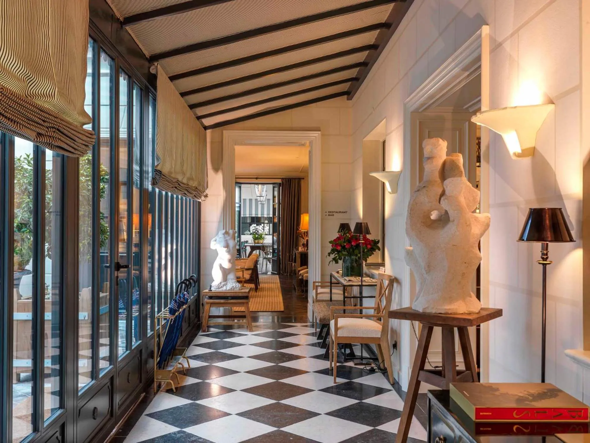 Lobby or reception in J.K. Place Paris