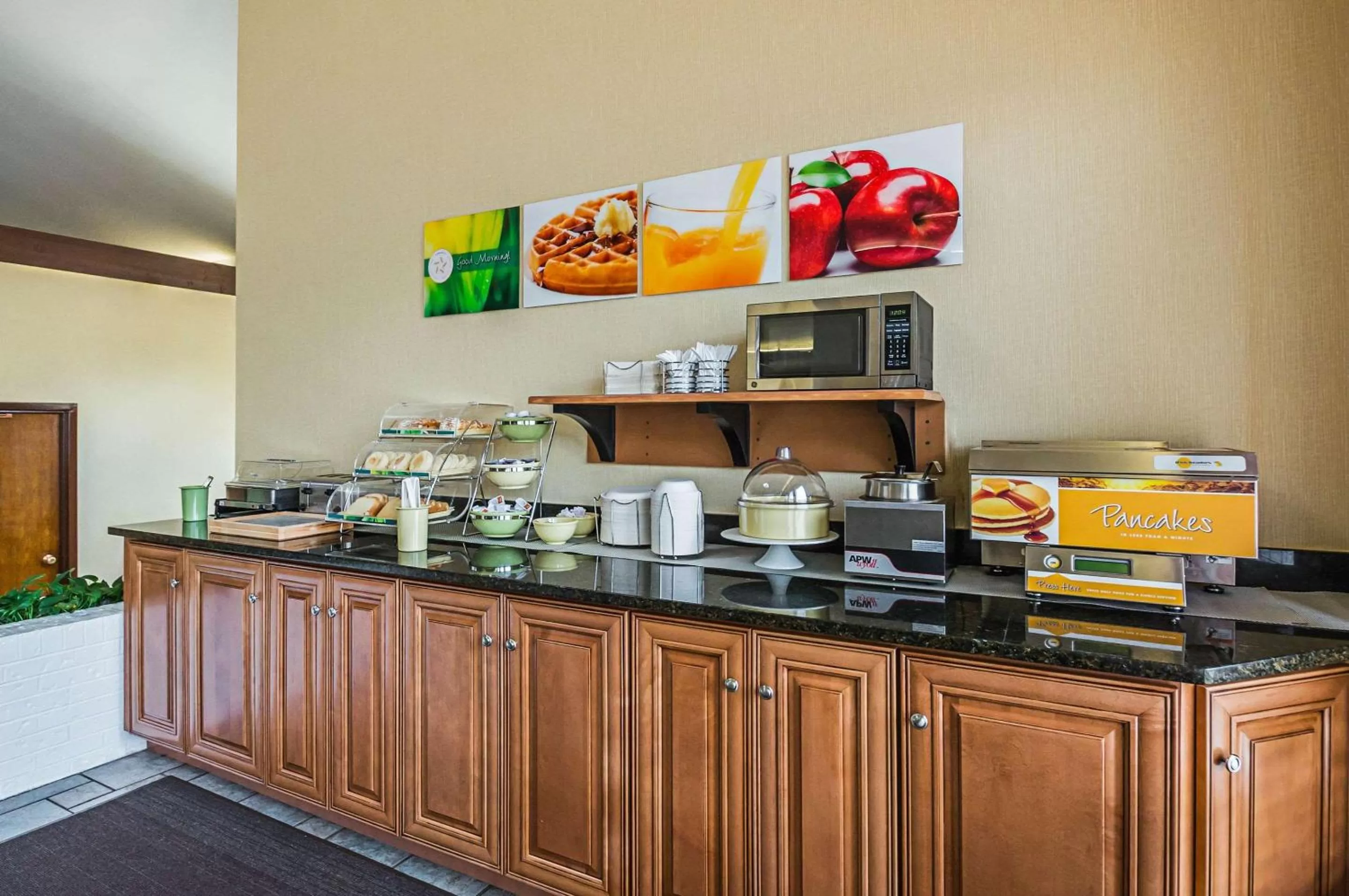 Restaurant/places to eat in Quality Inn & Suites Frostburg-Cumberland