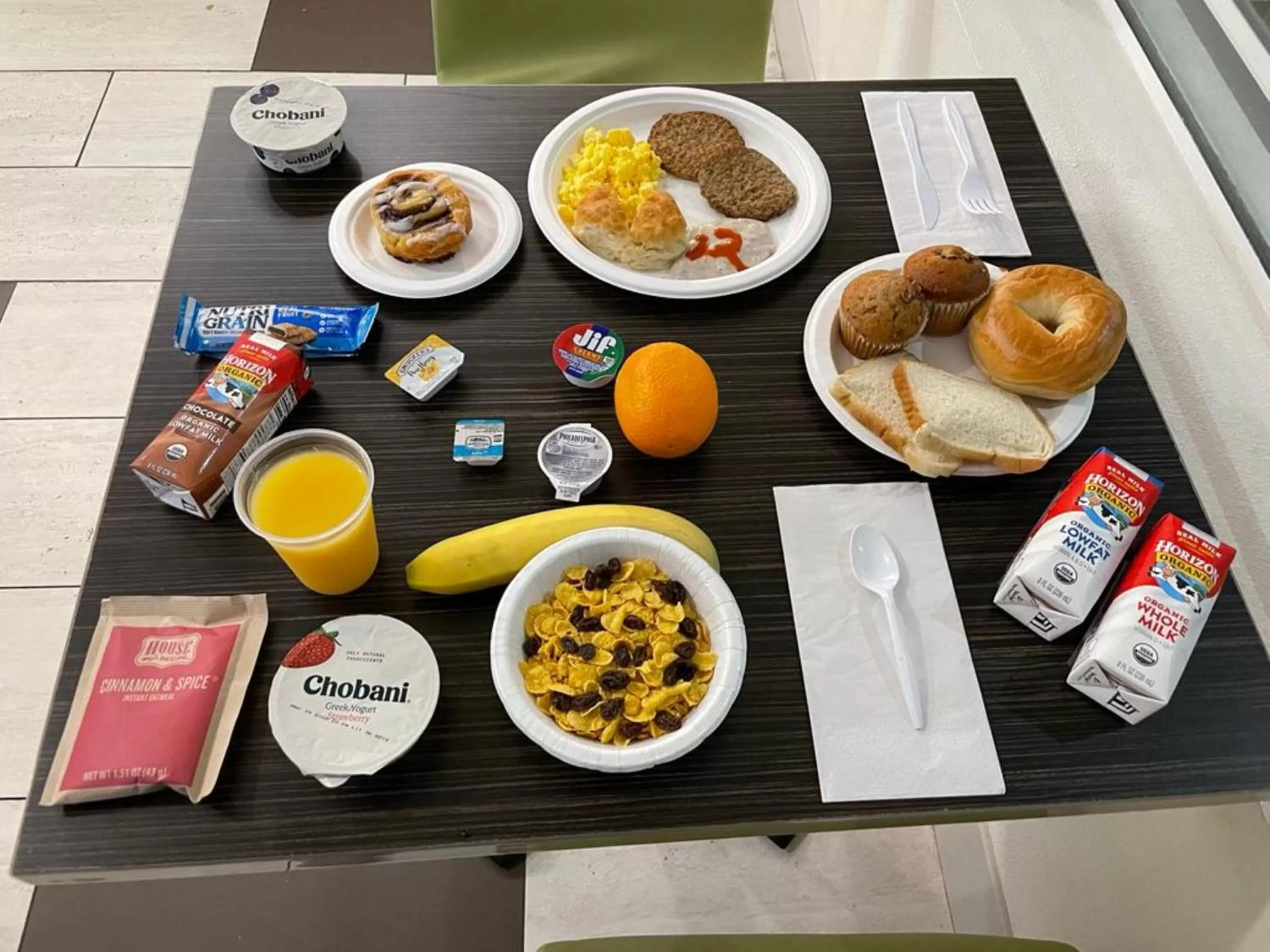 Breakfast in Holiday Inn Express Venice by IHG
