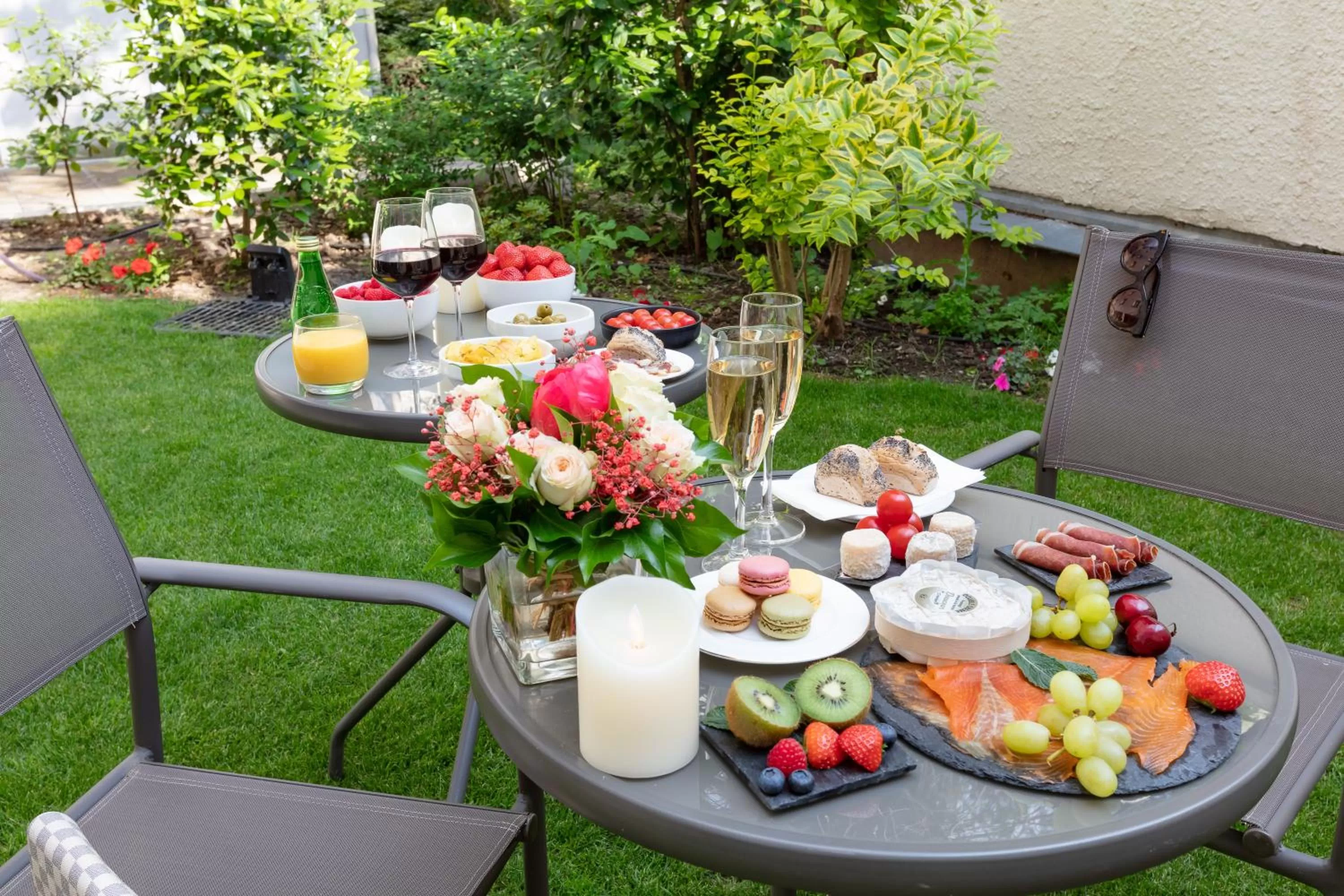 Hotel Montbriand Antony - Ancien Alixia