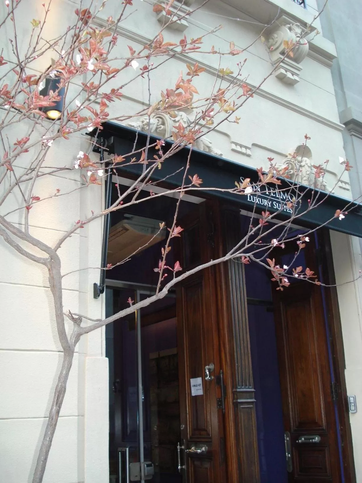 Facade/entrance in San Telmo Suites