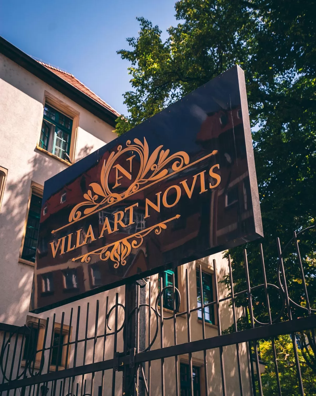 Property building in Hotel Villa Art Novis City Center