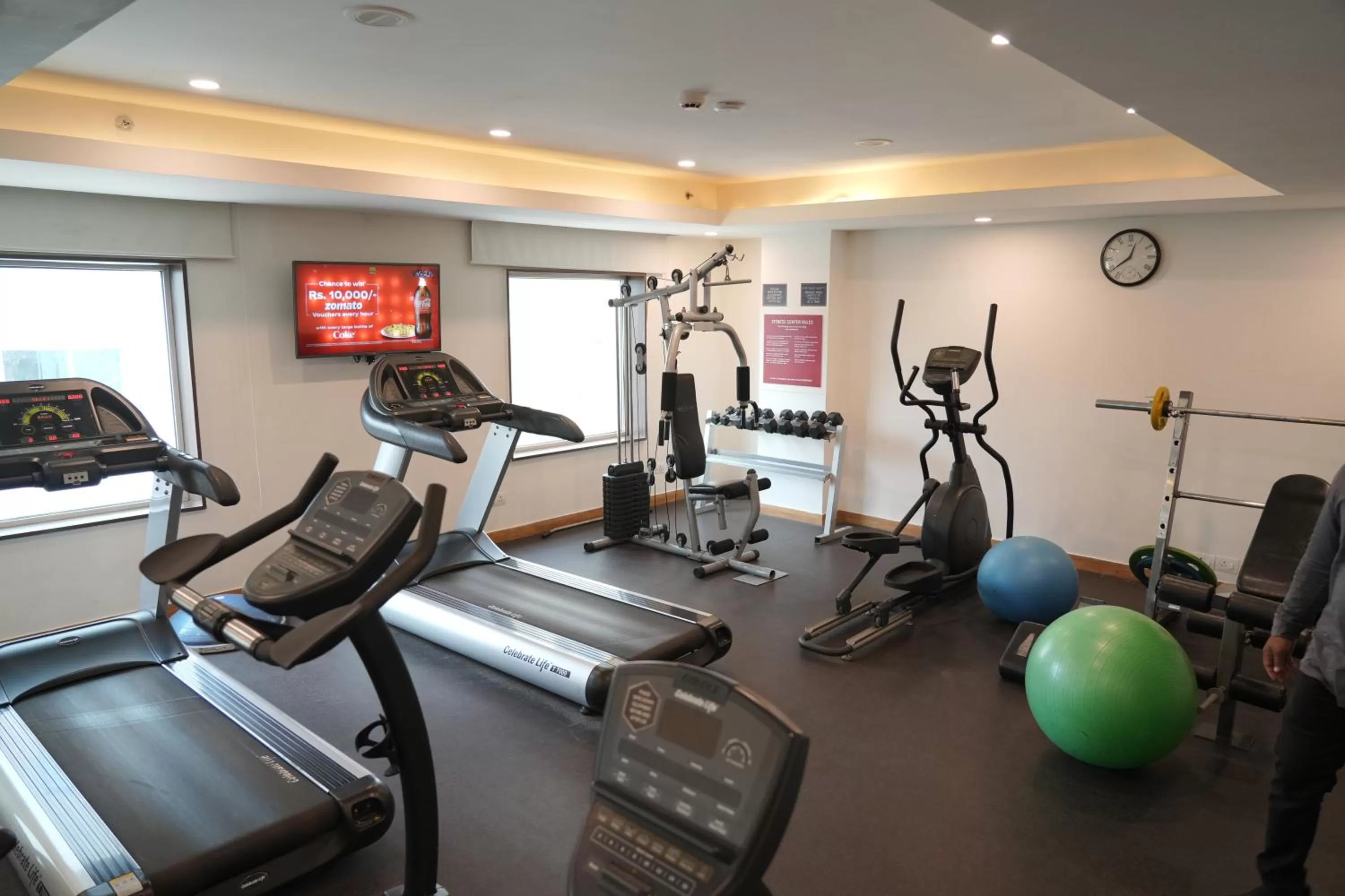 Fitness centre/facilities in Four Points by Sheraton Vadodara