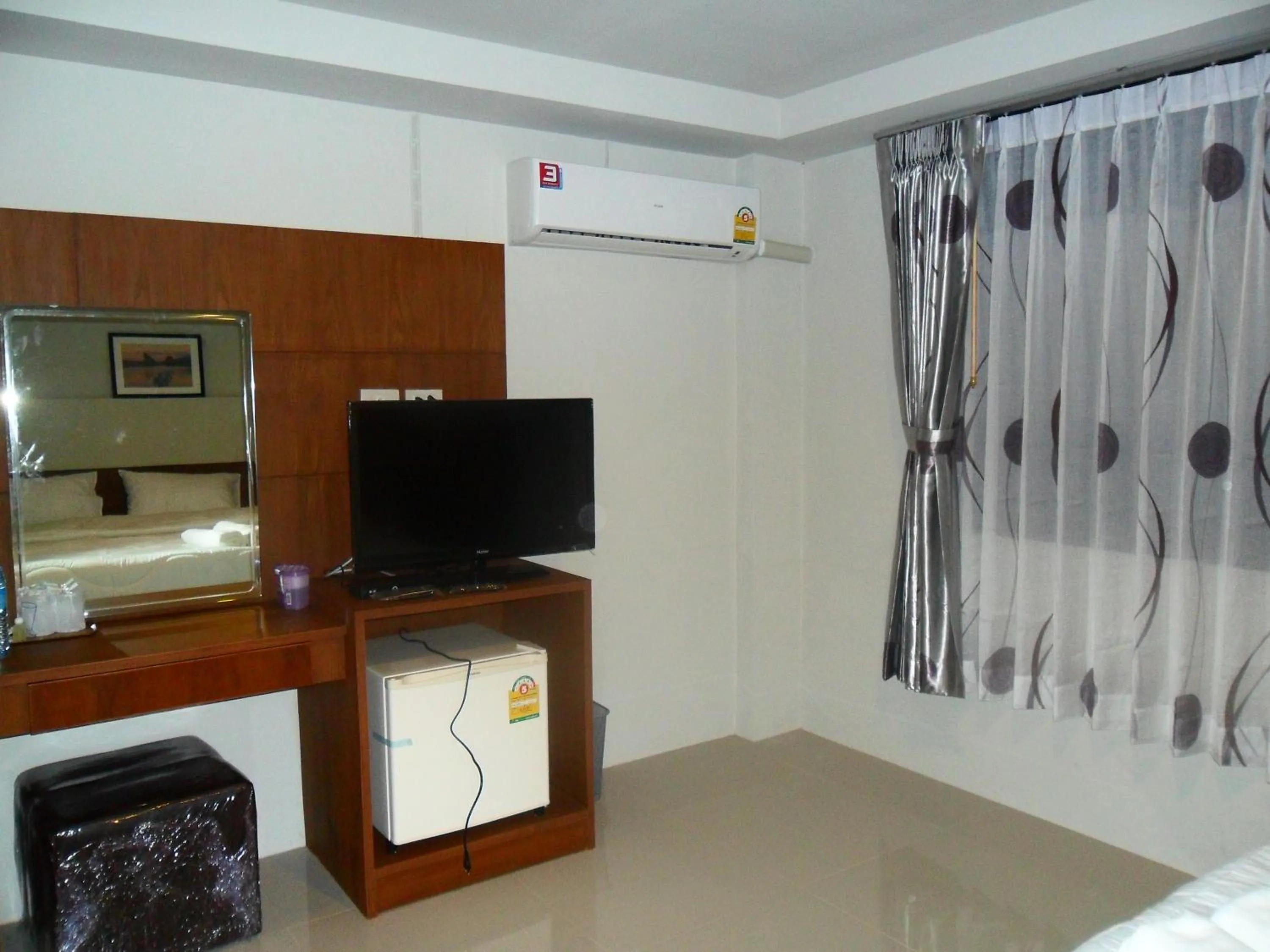 Photo of the whole room in The City House