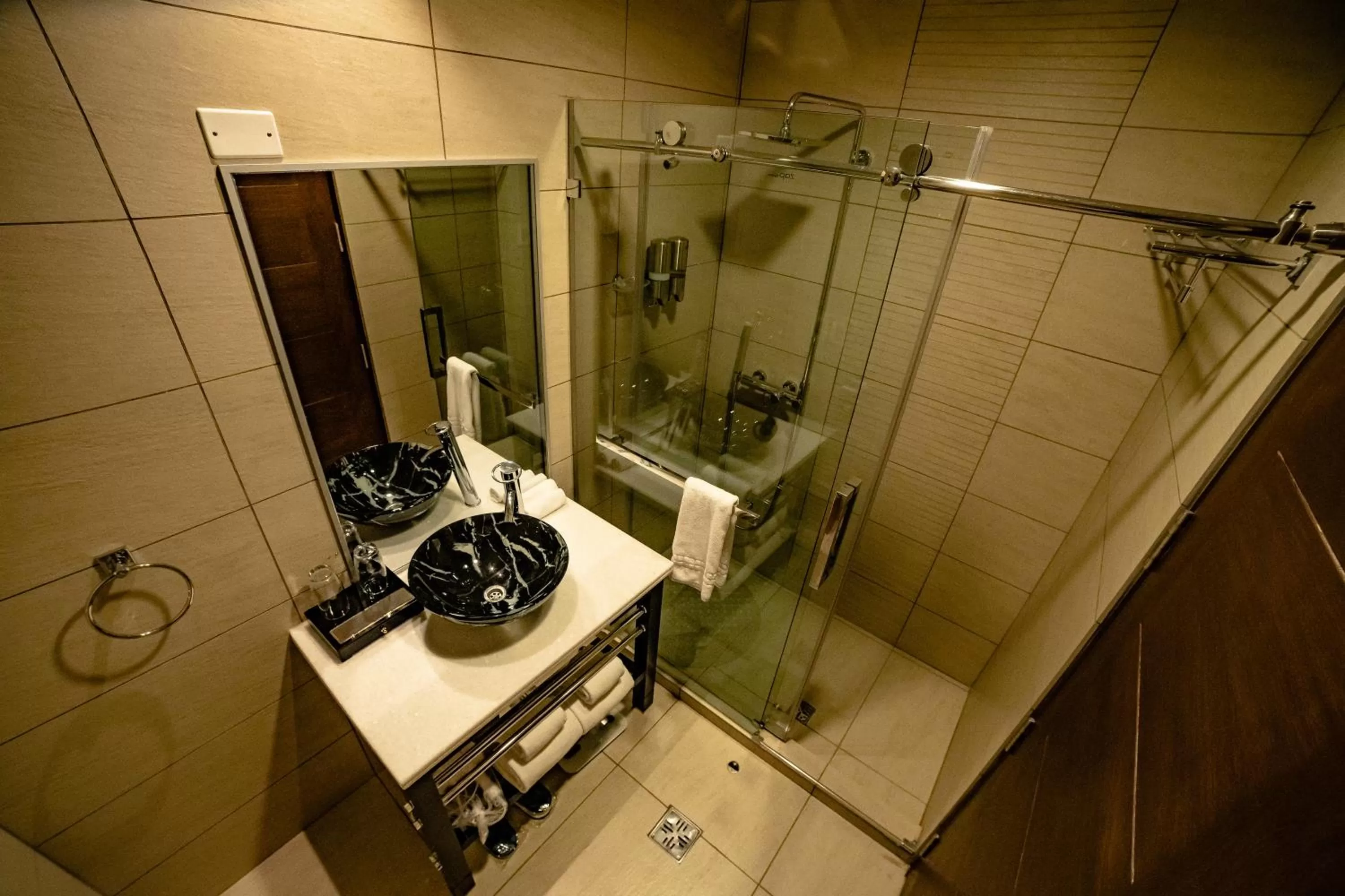 Bathroom in Hotel La Peonía