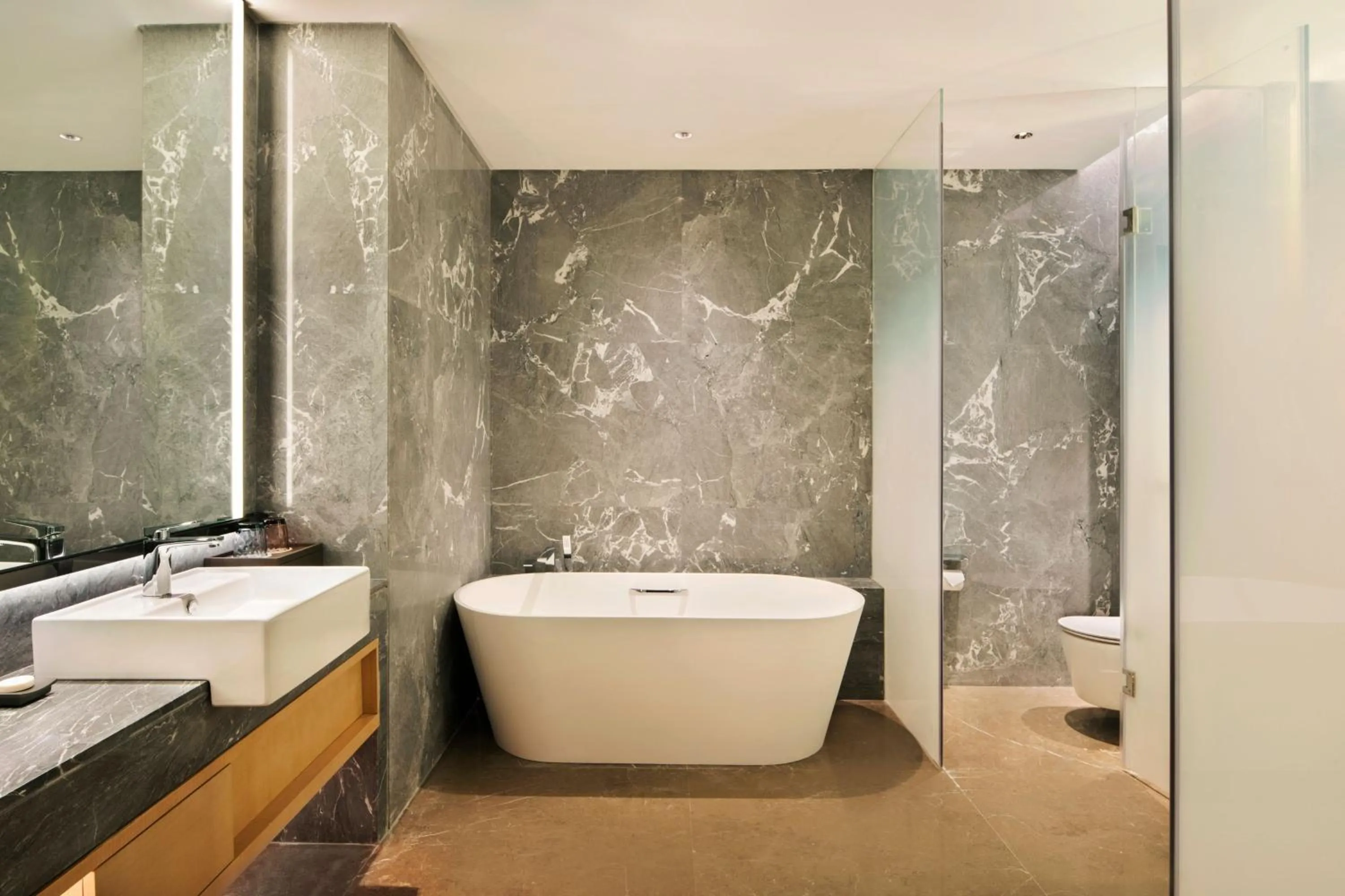 Bathroom in Delta Hotels by Marriott Xi'an