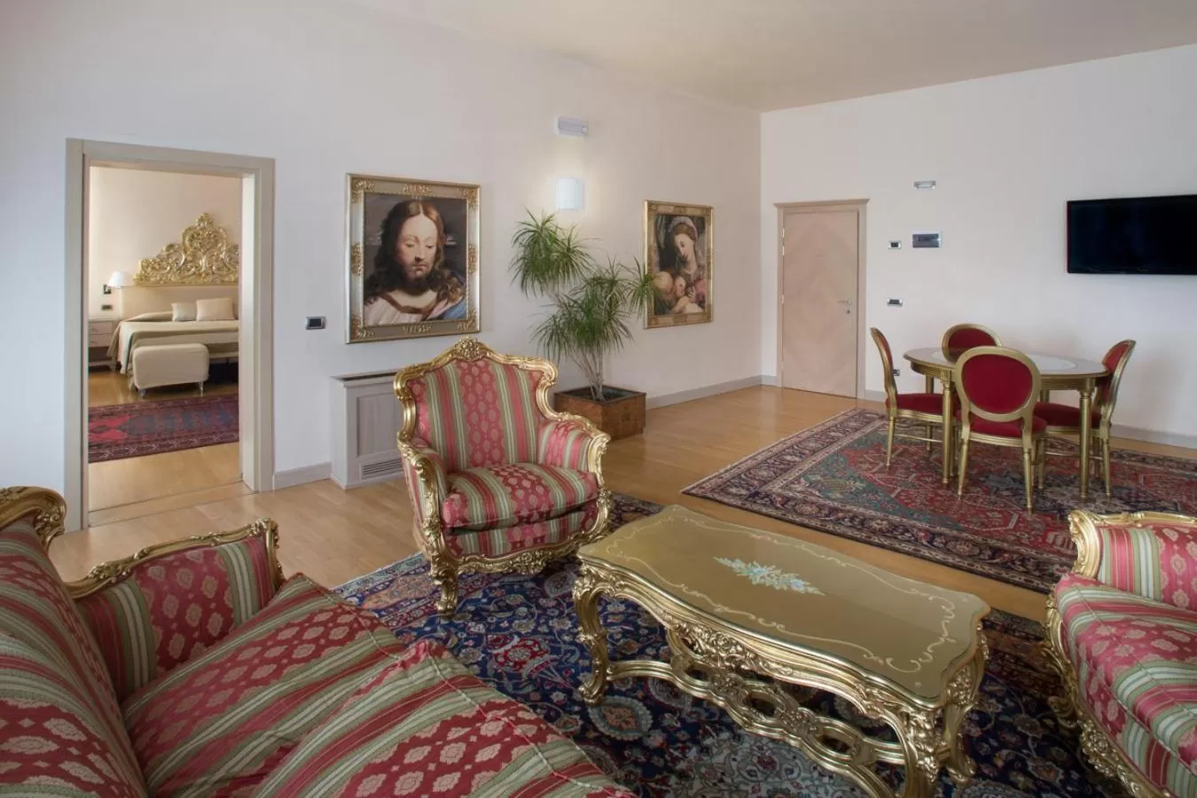 Hotel Liassidi Palace