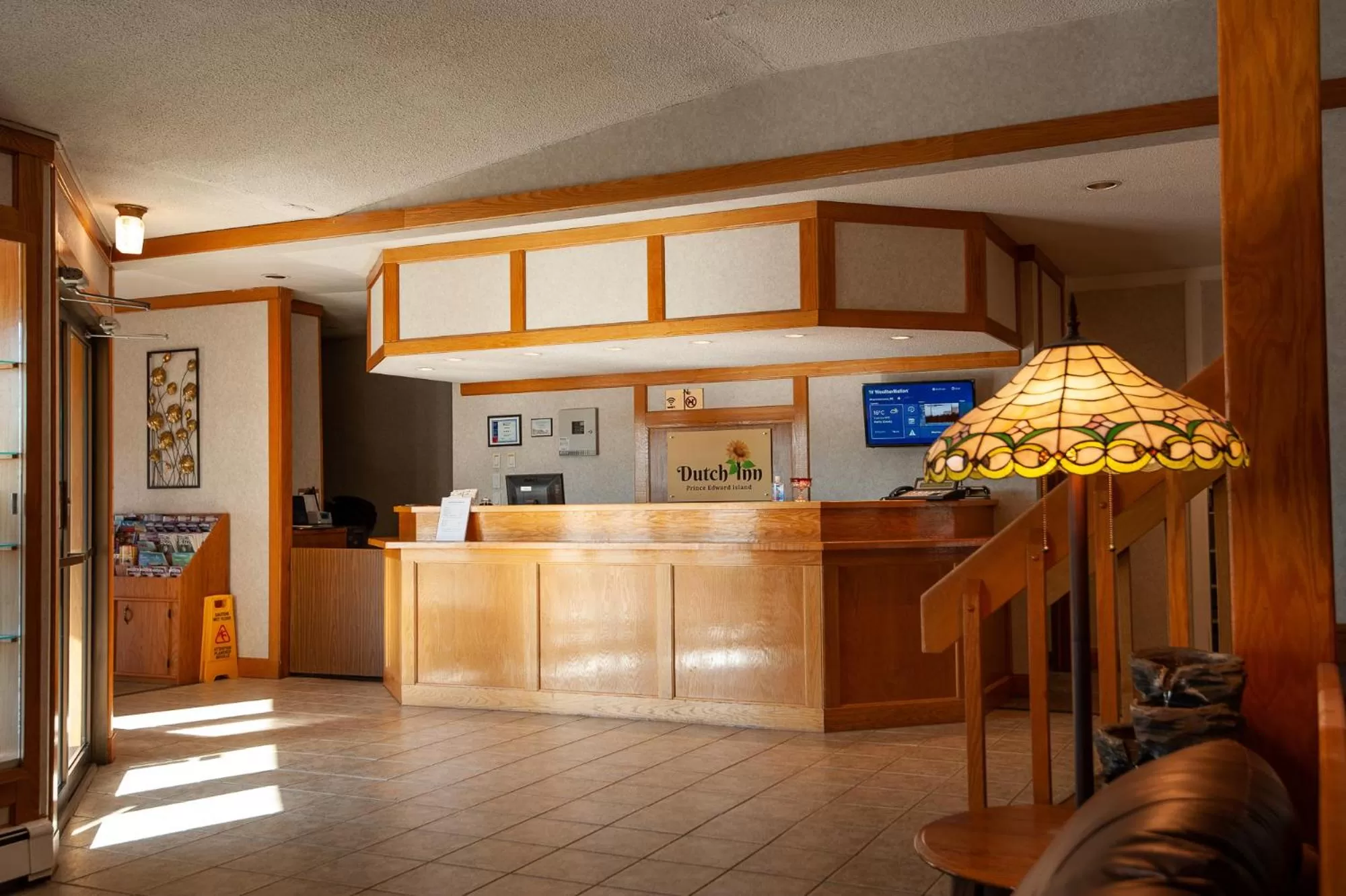 Lobby or reception in Dutch Inn