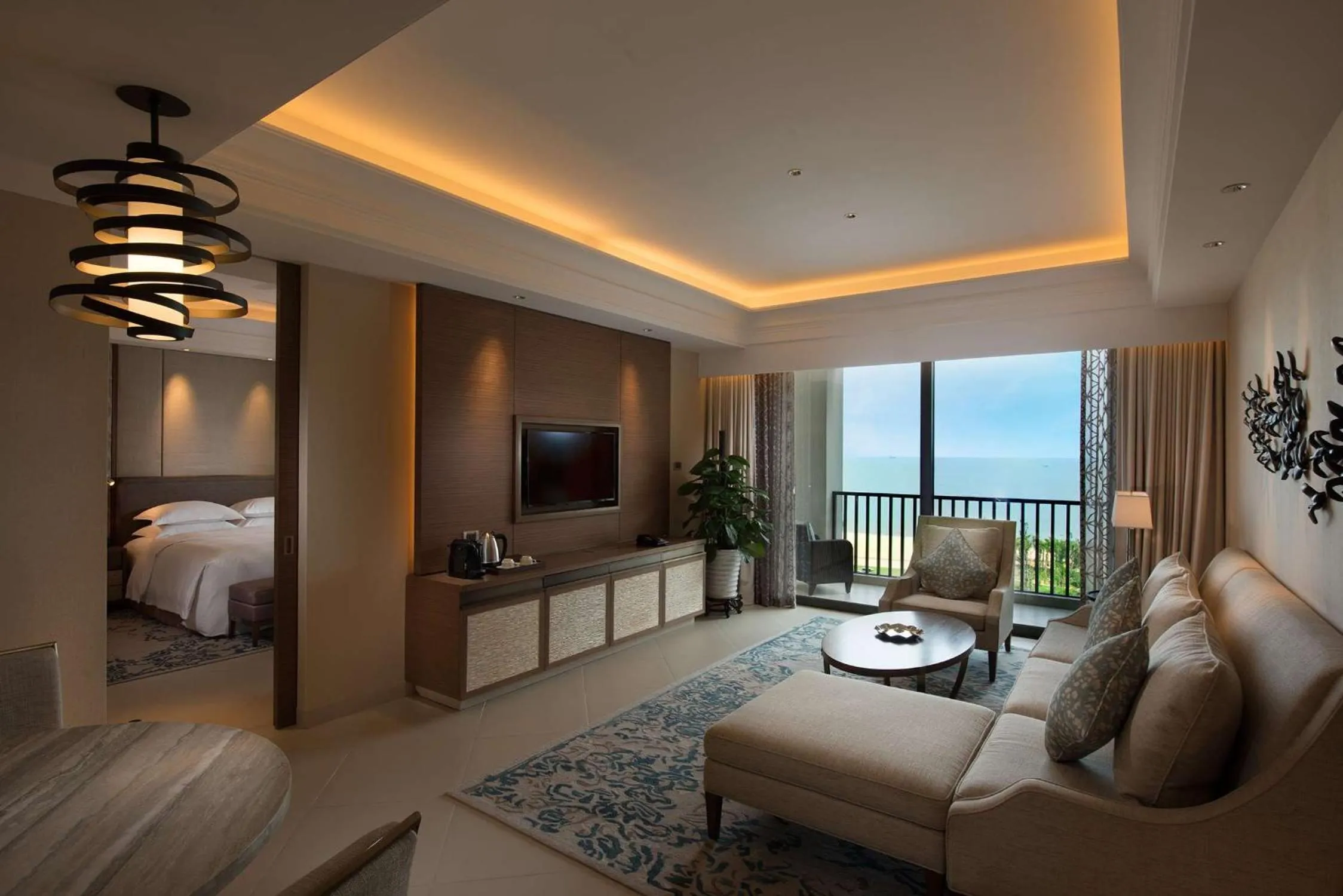 Bed in Hilton Haikou Meilan - Beachfront Hotel