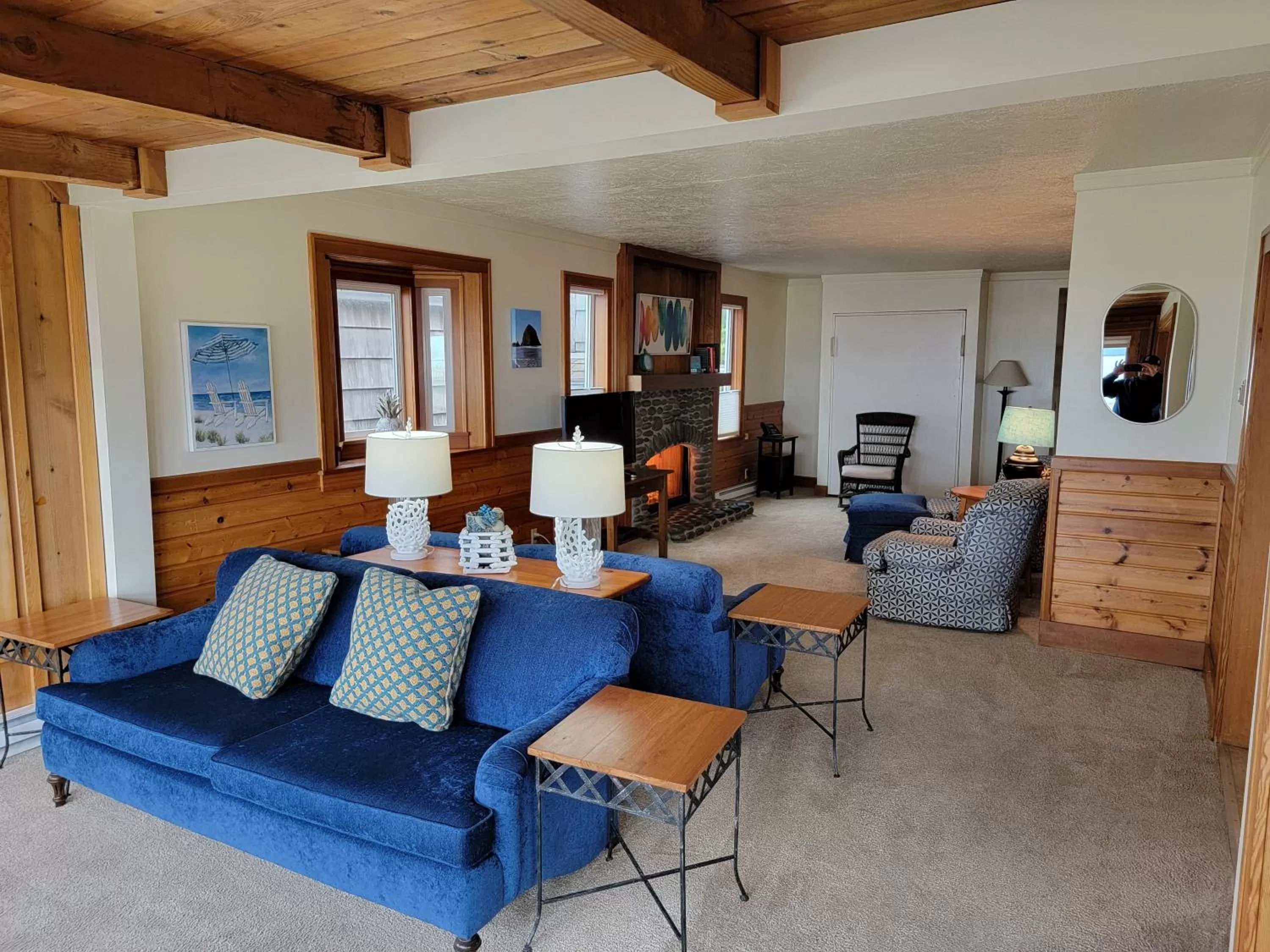 Living room, Seating Area in The Waves