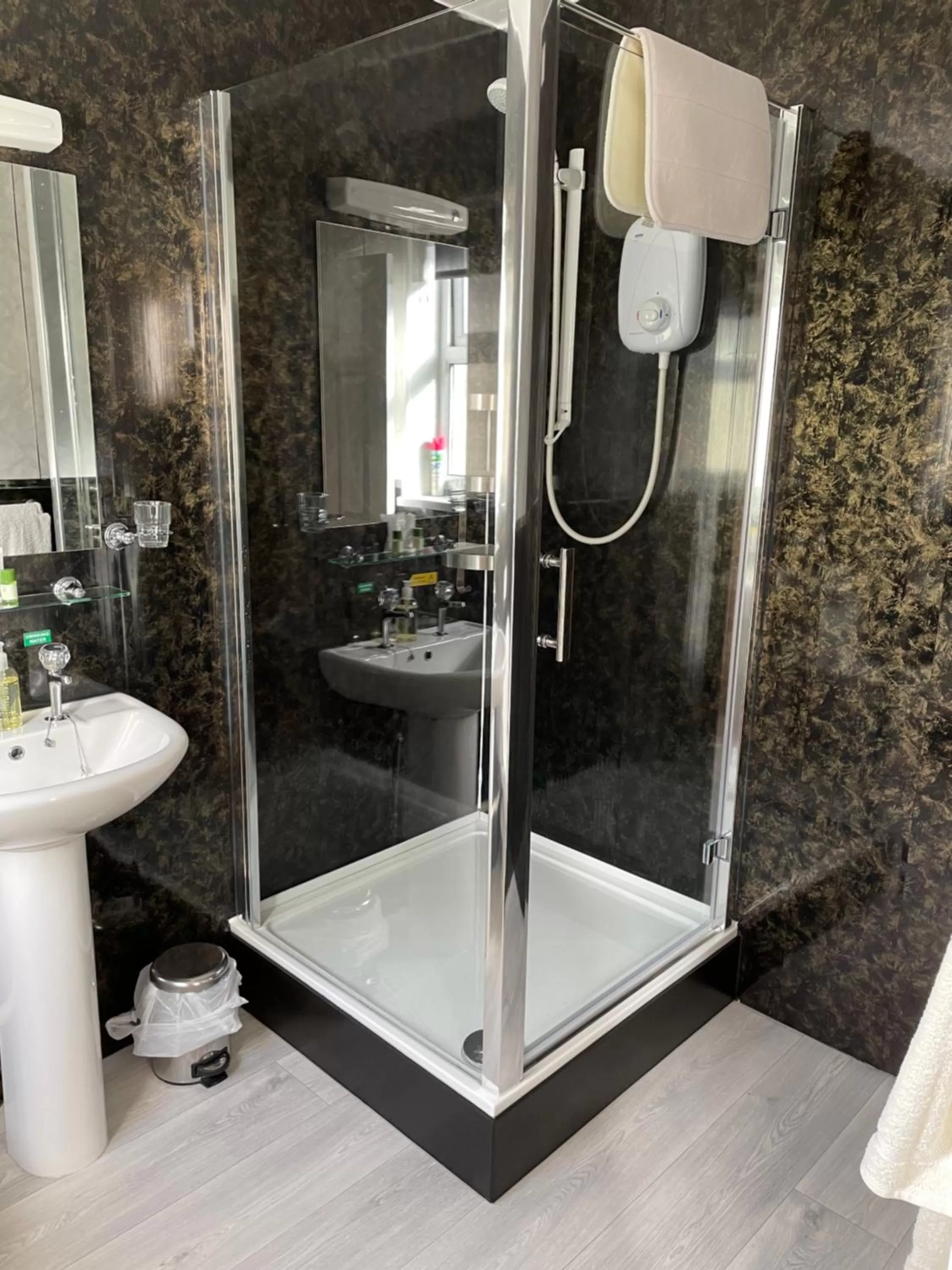 Bathroom in Bron Menai Guest House