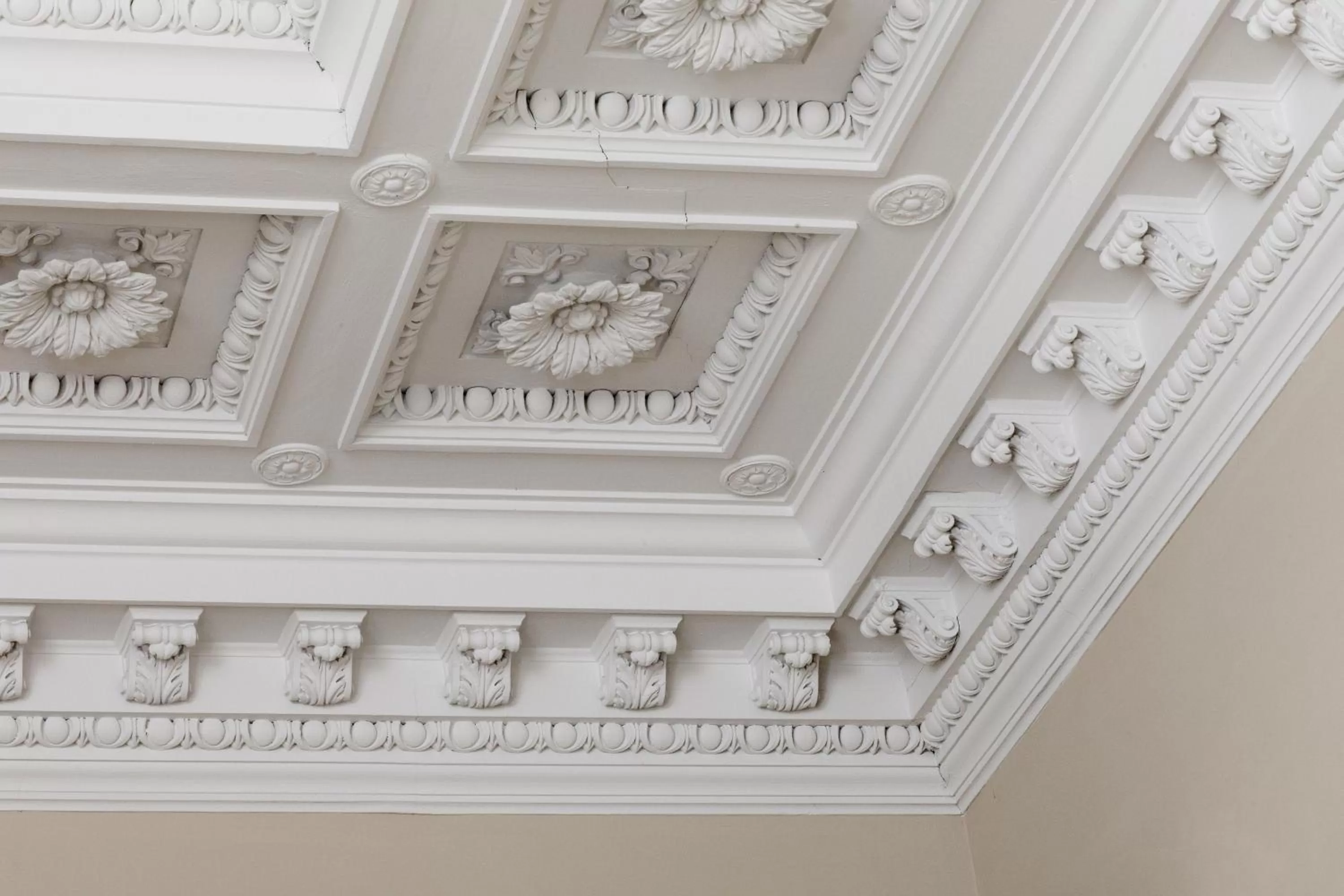 Decorative detail in Palazzo Lombardo