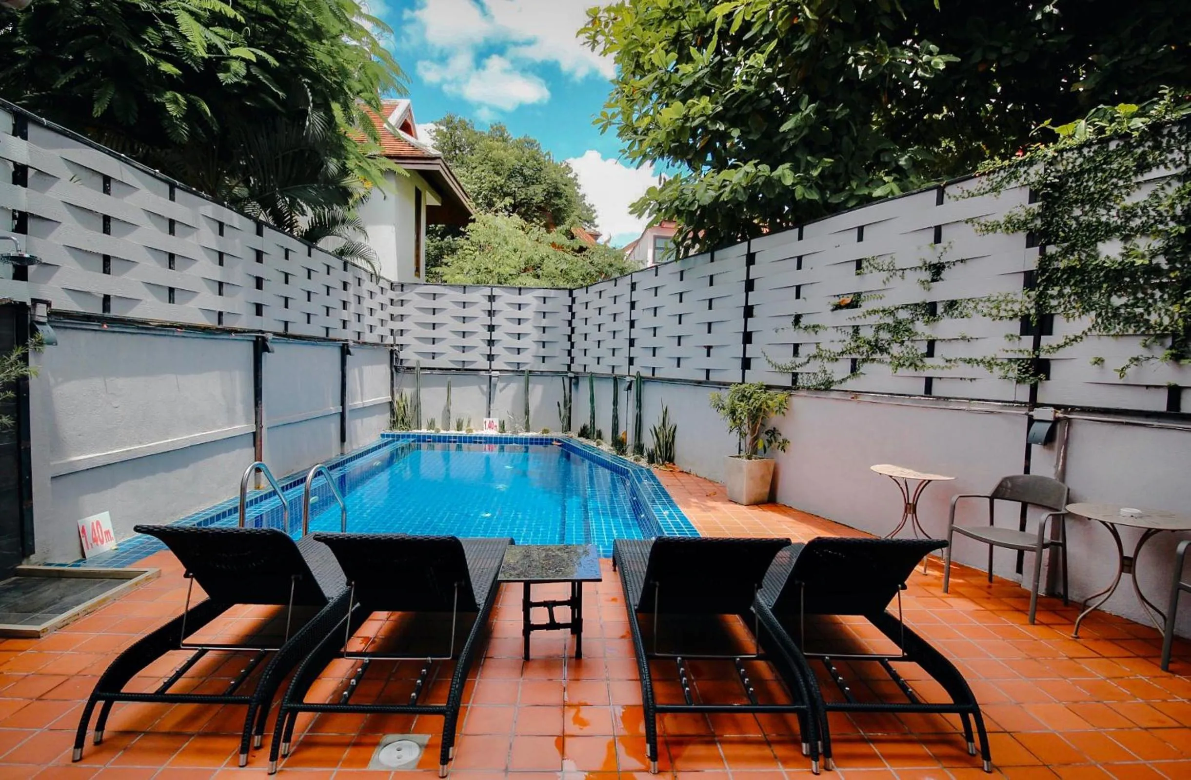Swimming pool in Wealth Boutique Hotel Chiang Mai