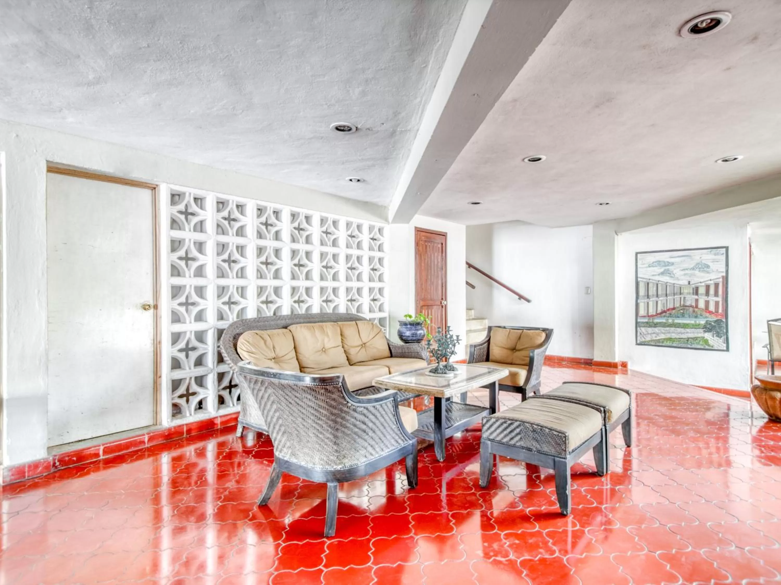 Seating Area in Hotel San Carlos