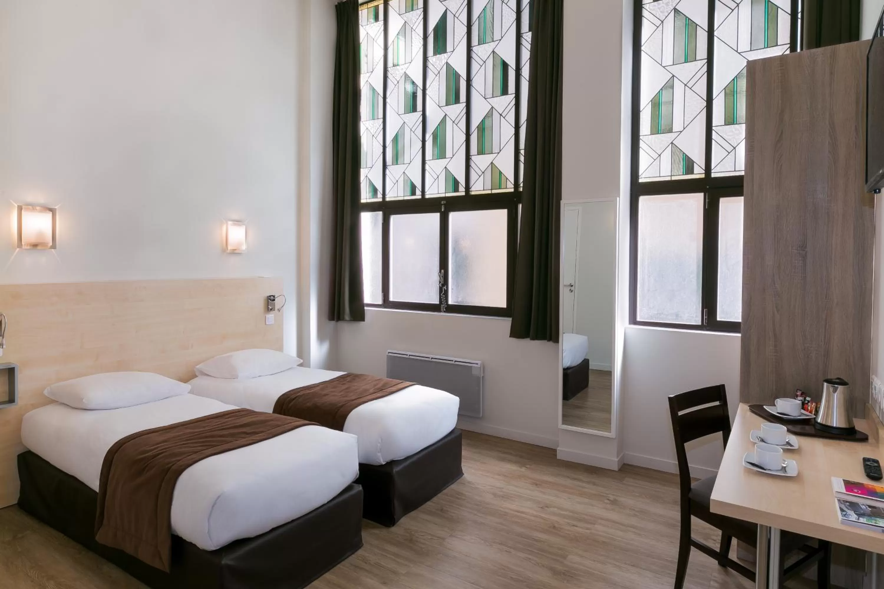 Coffee/tea facilities in Hotel Foch Nancy Gare