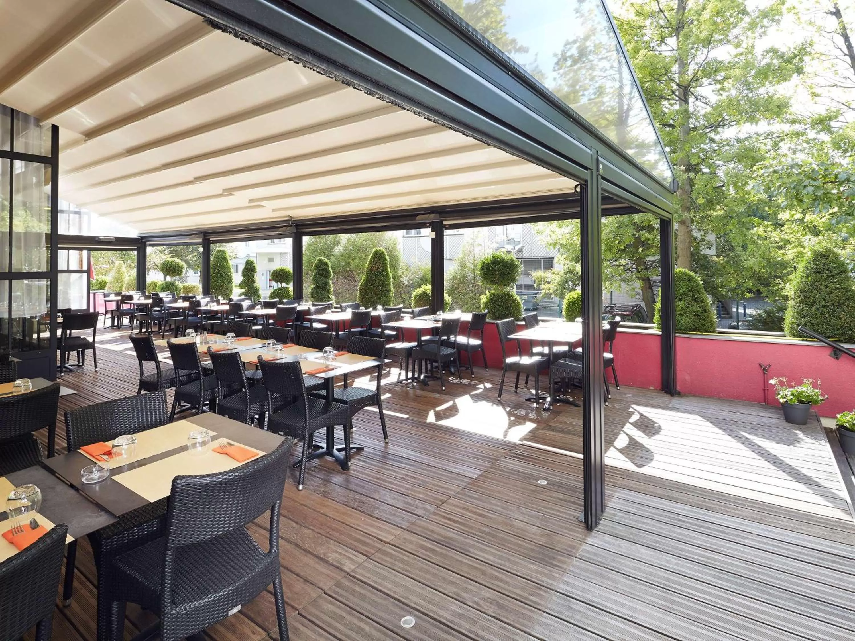 Restaurant/places to eat in ibis Marne La Vallee Champs-sur-Marne