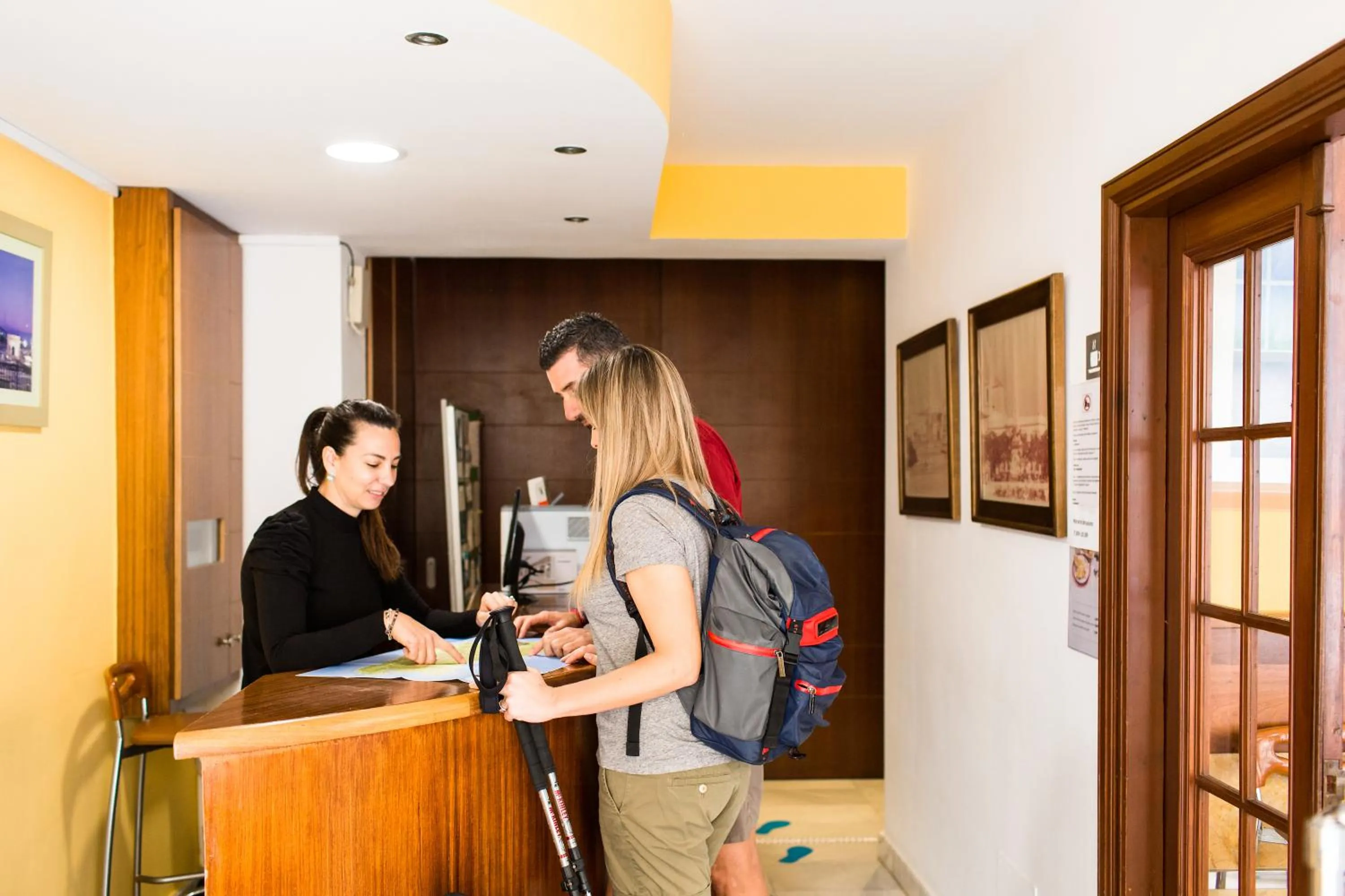 Lobby or reception in Sagitario Hostal Ciutadella