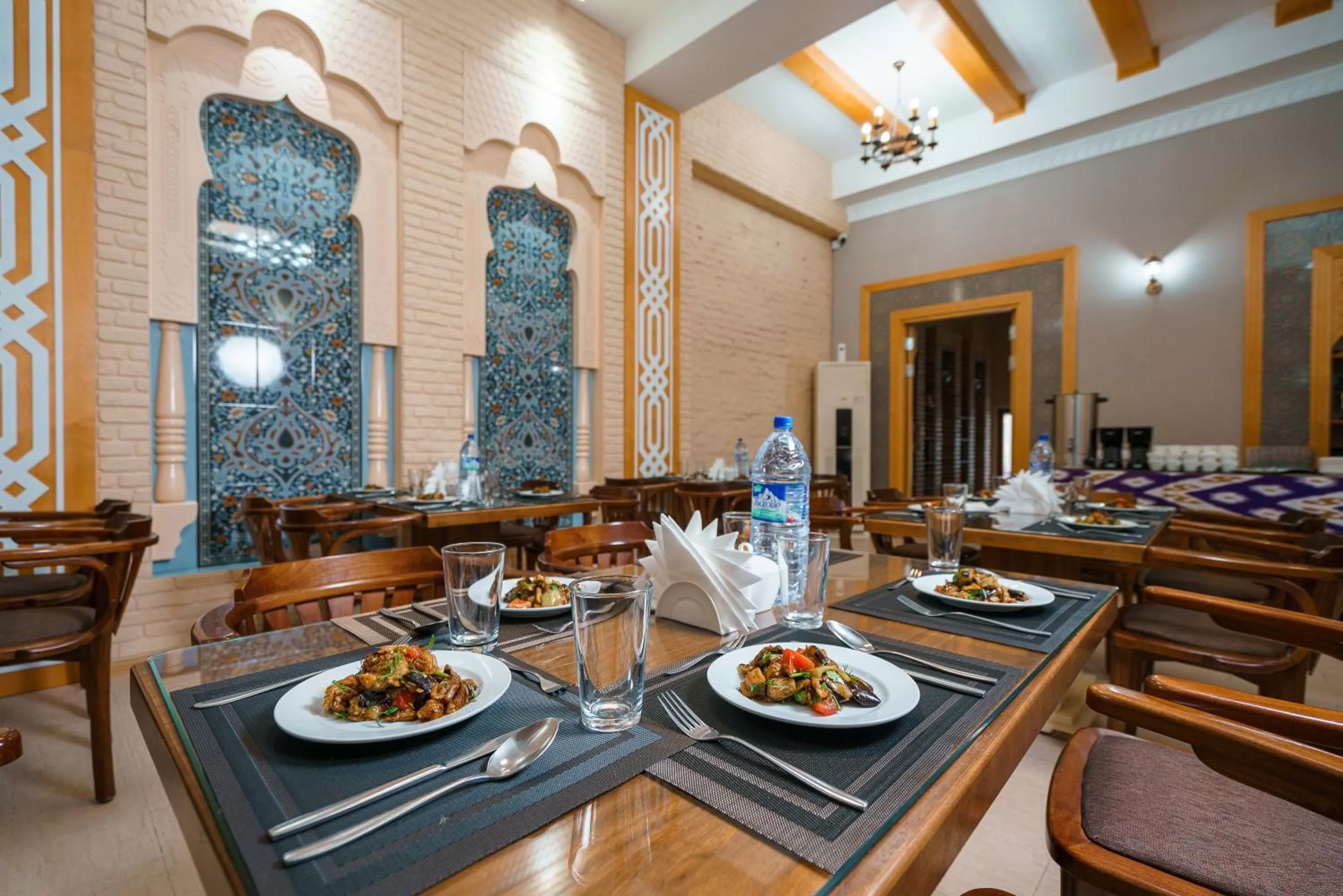Restaurant/places to eat in Hotel Malika Bukhara