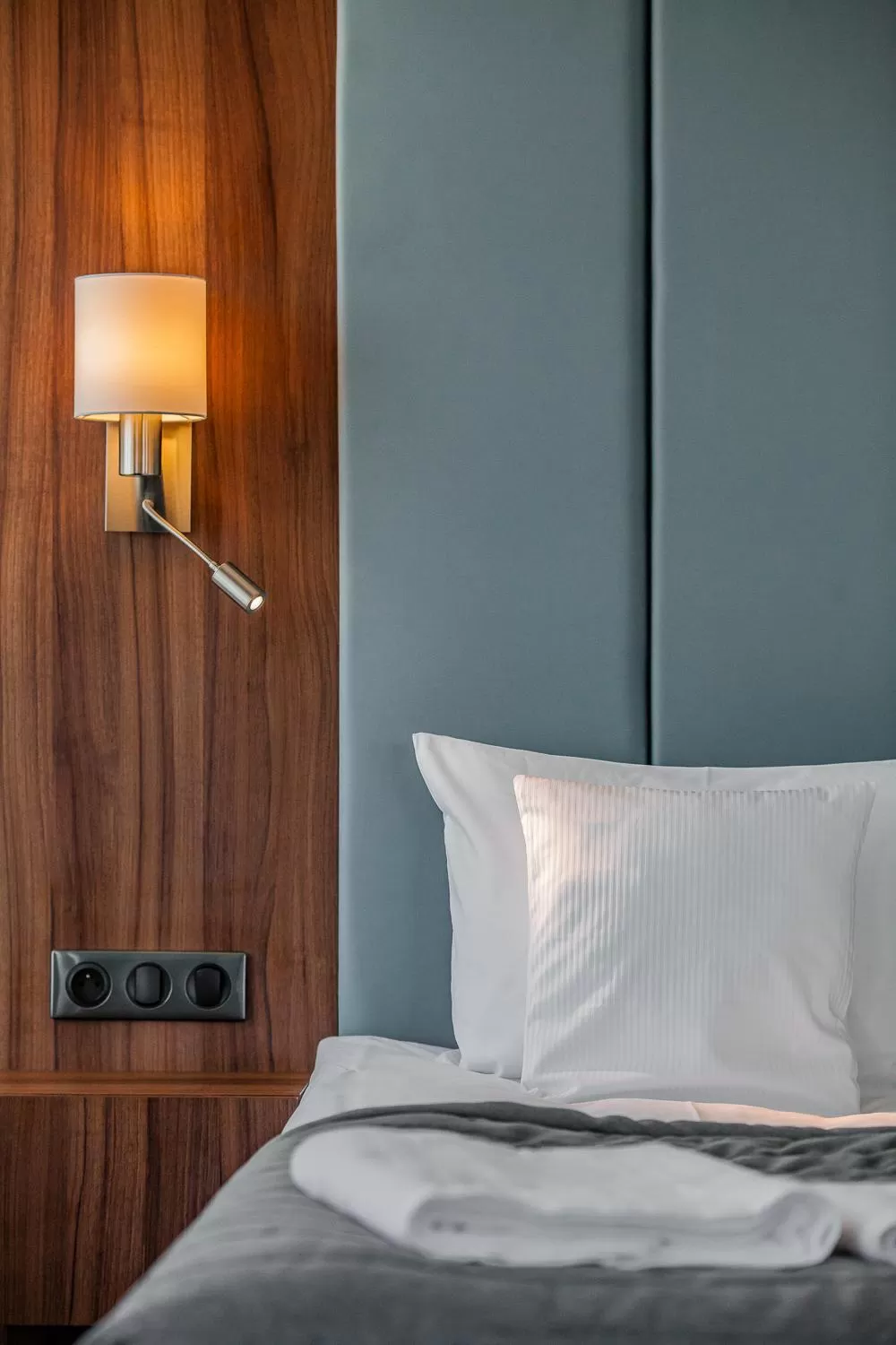 Decorative detail, Bed in Hotel Wodnik