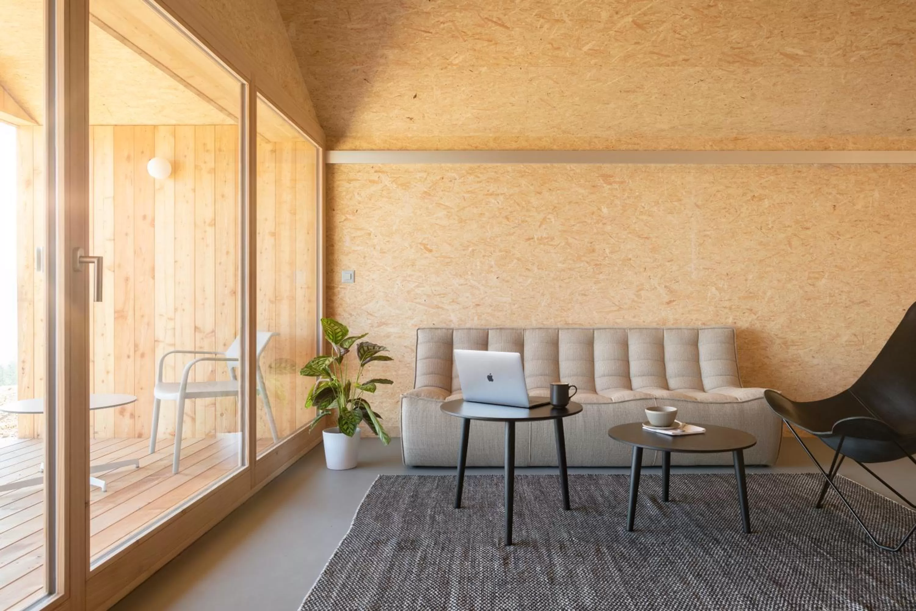 Living room in Whitepod Original