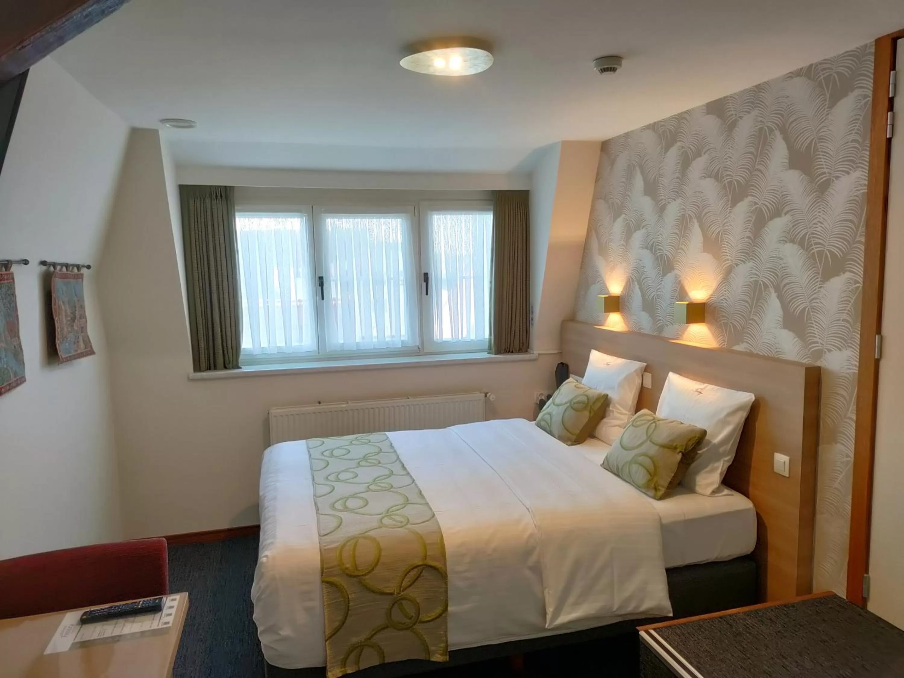 Queen Room in Hotel Fevery