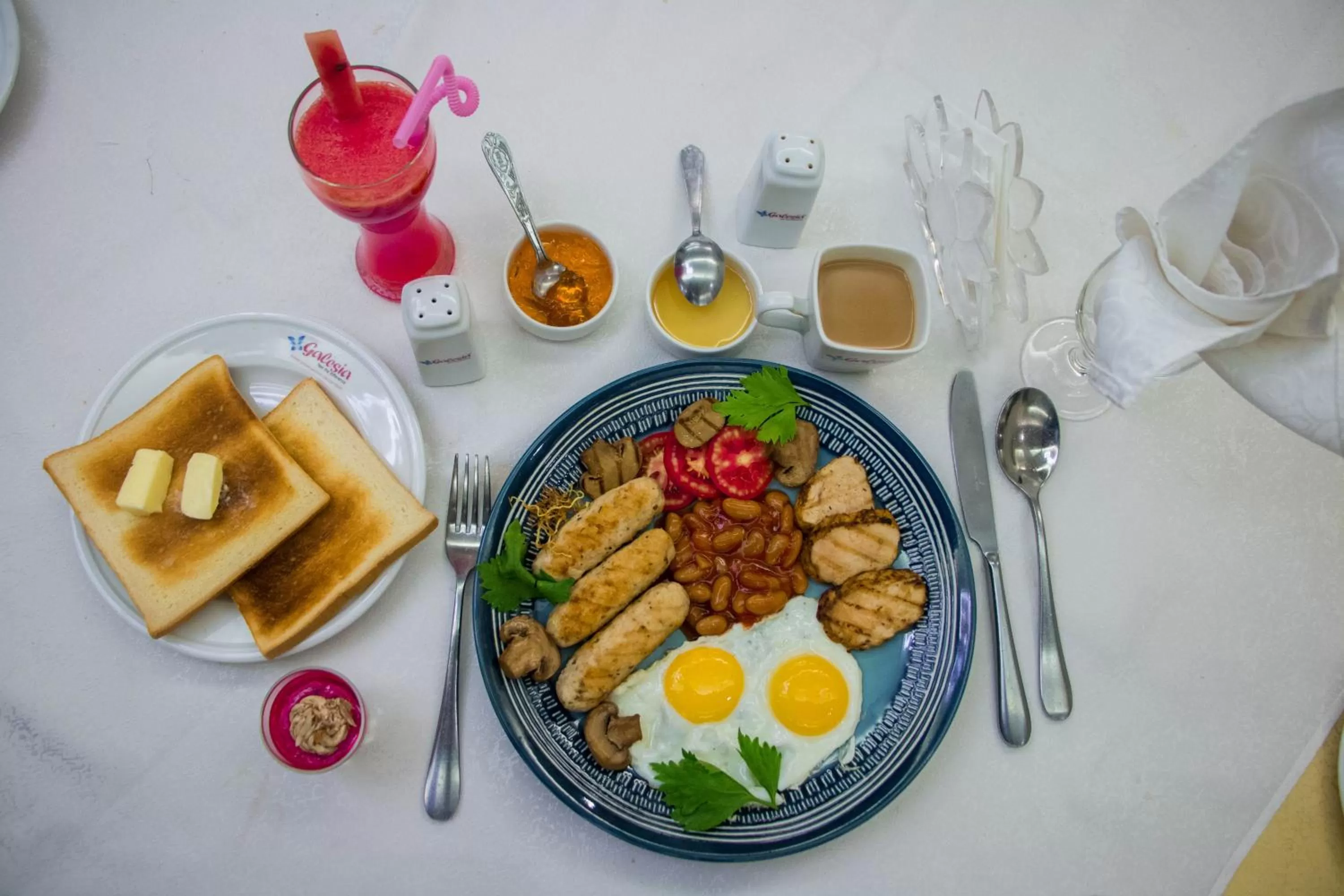 Restaurant/places to eat in D'more Dhaka Hotel & Resort