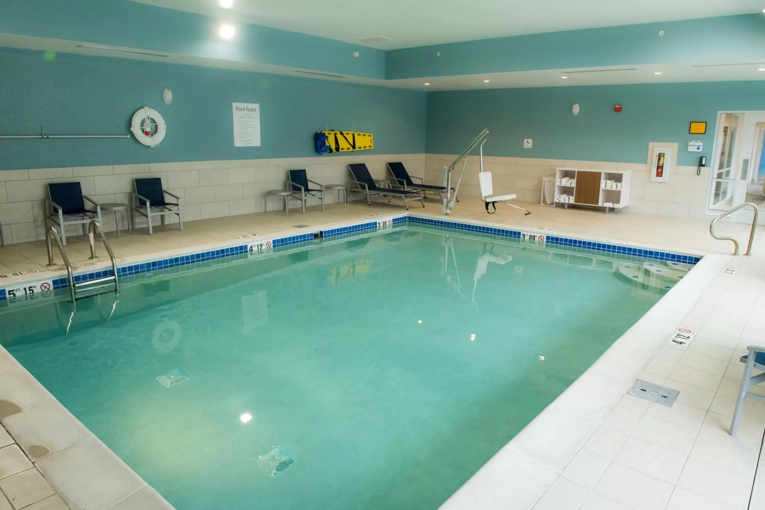 Swimming pool in Holiday Inn Express & Suites - Merrillville by IHG