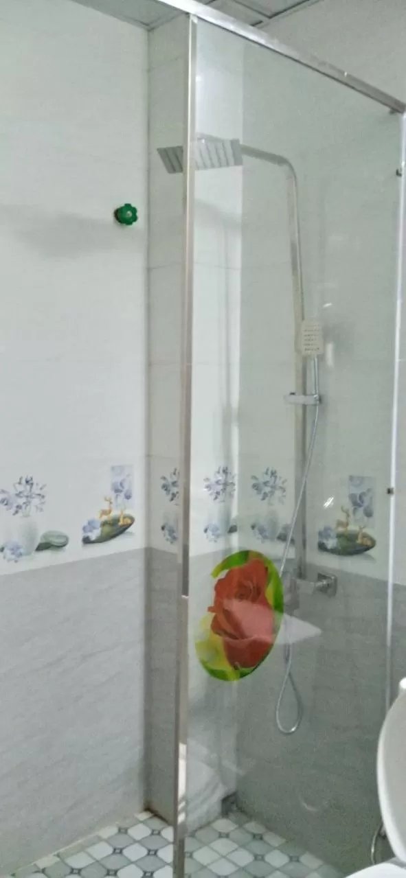 Bathroom in Hotel Thanh Bình 2