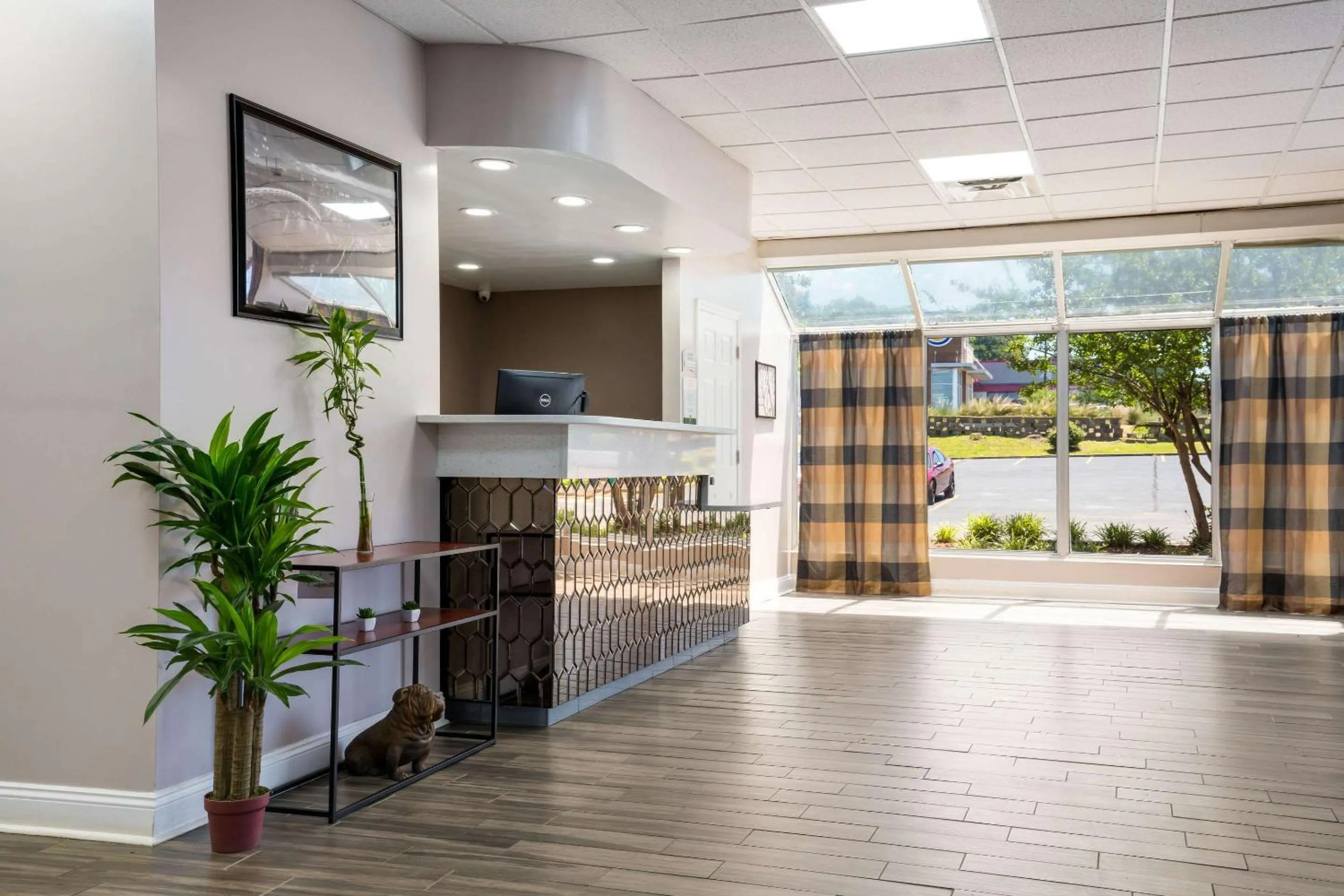 Lobby or reception in Quality Inn