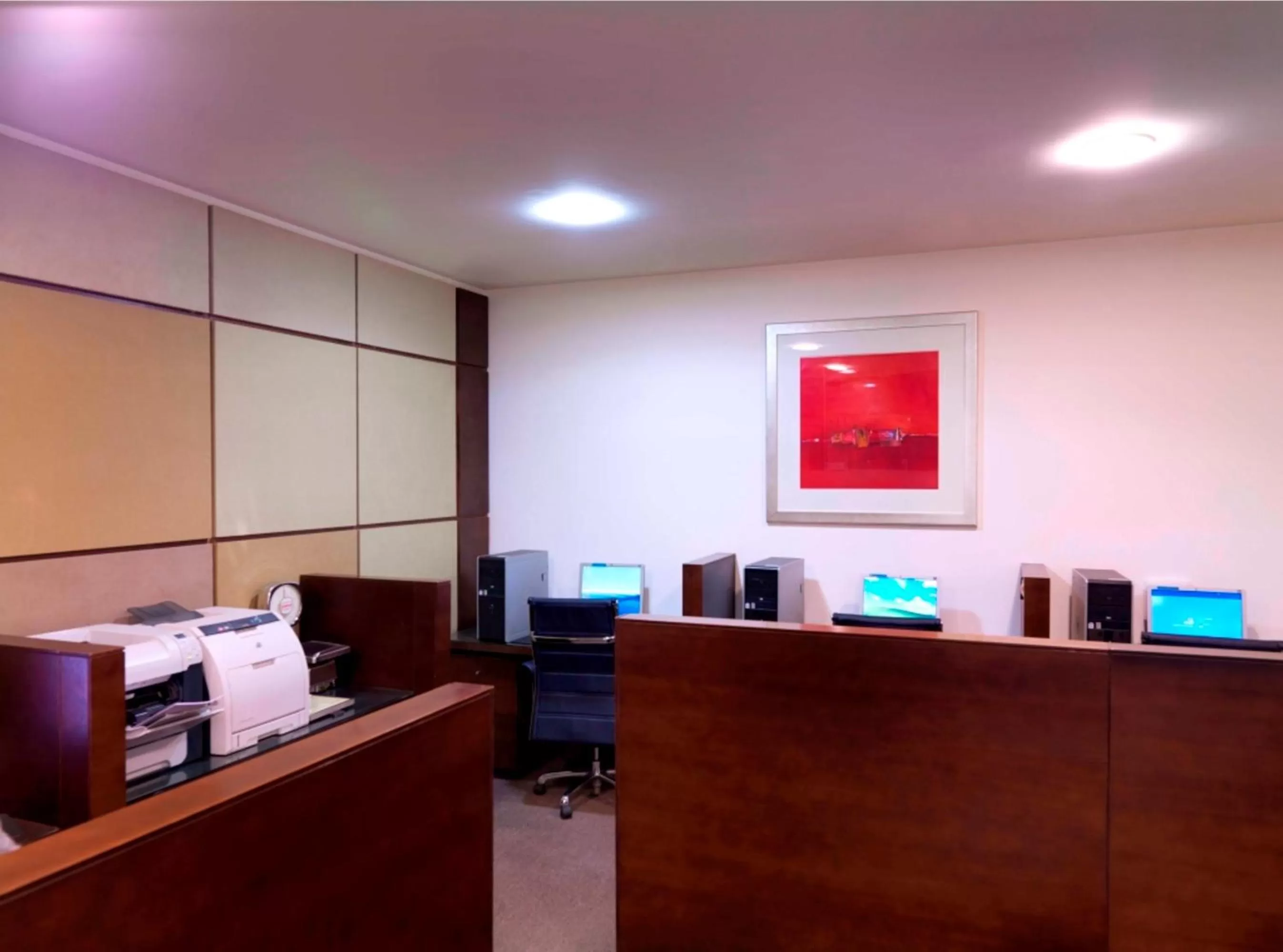 Business facilities in Radisson Blu Hotel, Riyadh