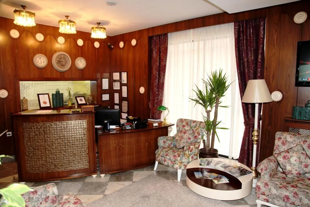 Lobby or reception in Sonno Boutique Rooms & Suites