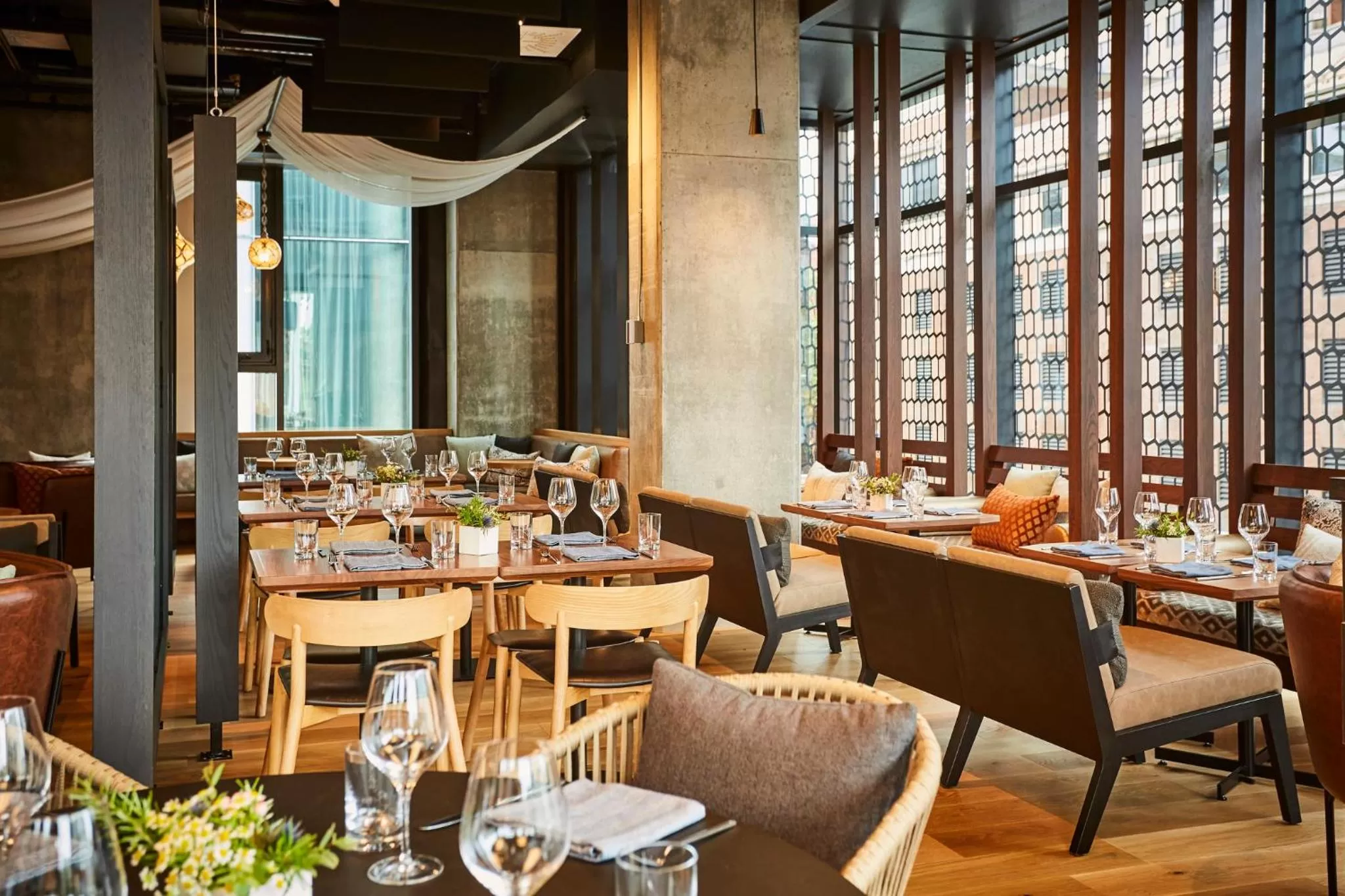 Restaurant/places to eat in Le Germain Hotel Ottawa