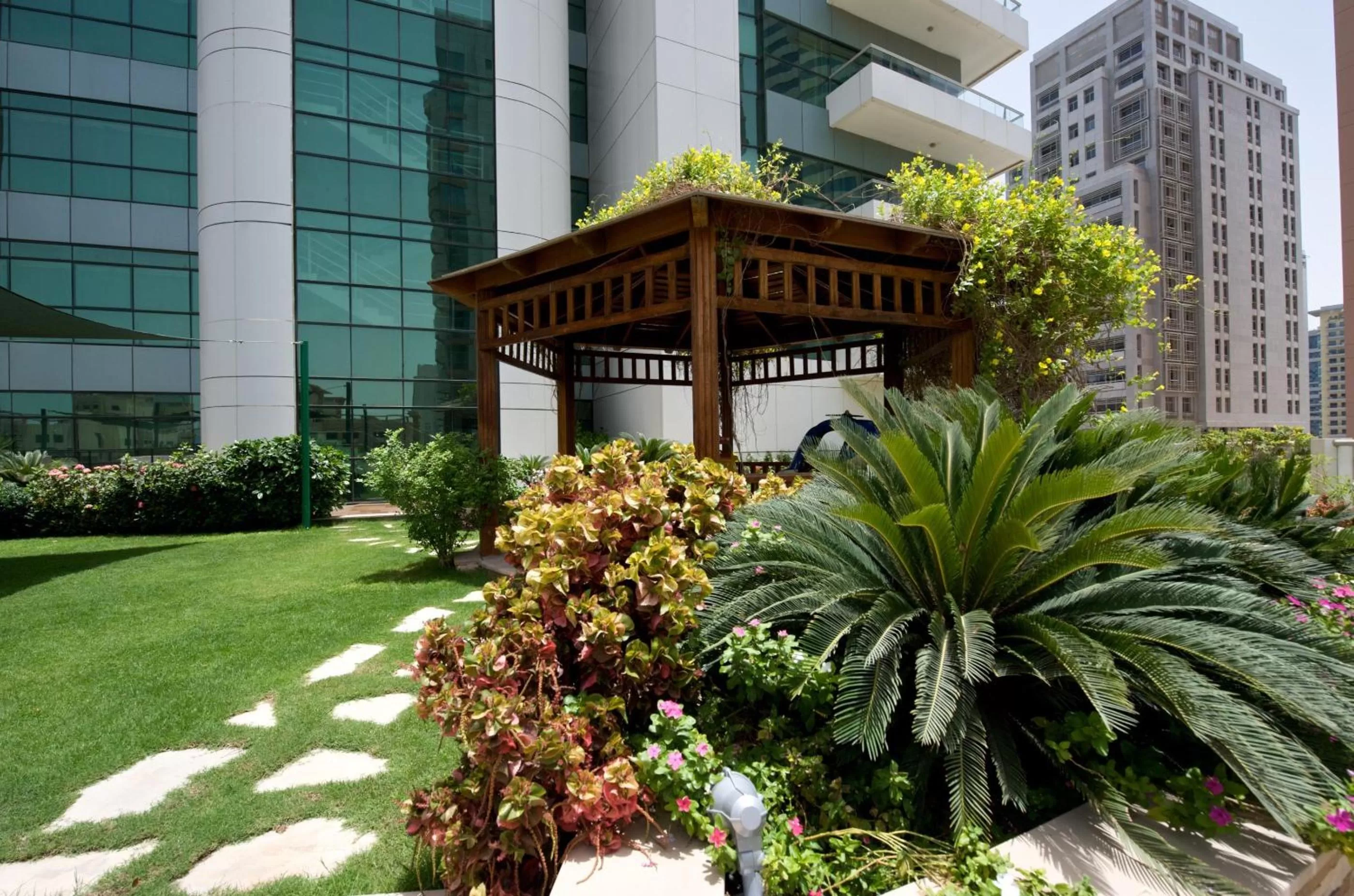 Garden in TIME Oak Hotel & Suites