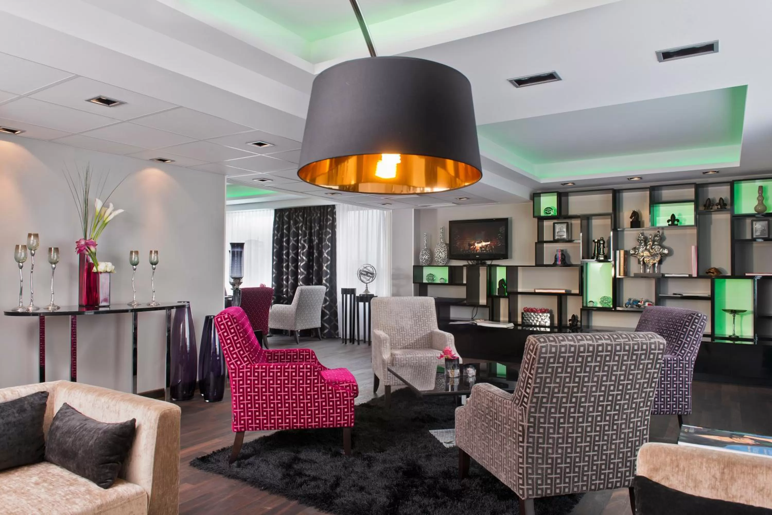 Lounge or bar in Hotel Palace Berlin