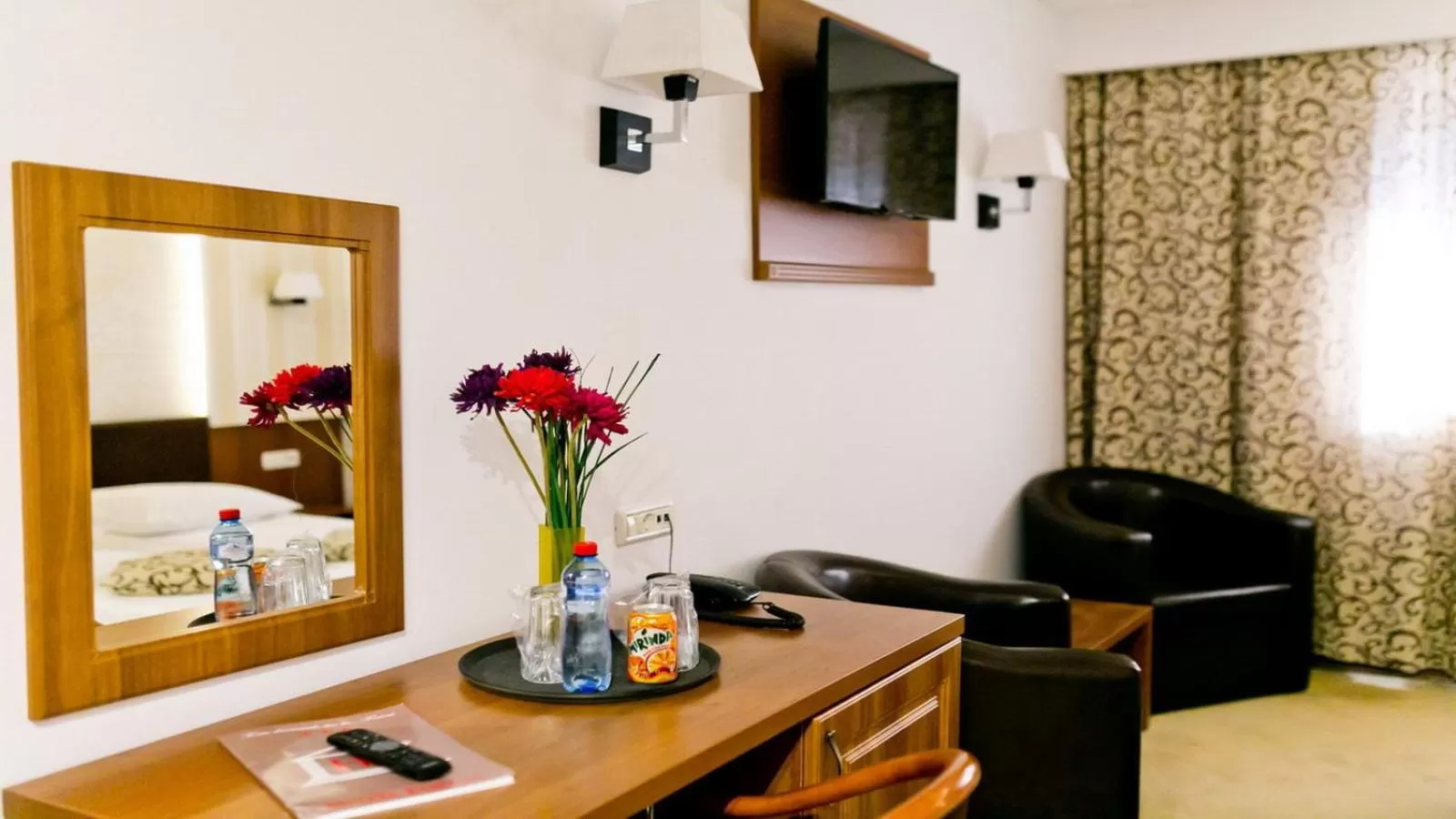 Toilet, Bed in Hotel Forum