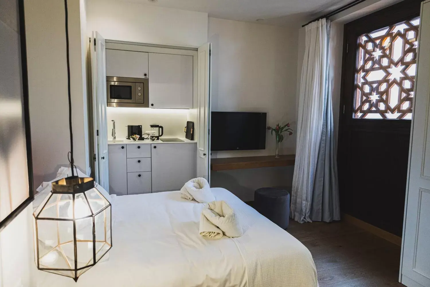 Deluxe Double Room in La Ermita Suites - Único Hotel Monumento de Córdoba Deluxe Double Room in La Ermita Suites - Único Hotel Monumento de Córdoba