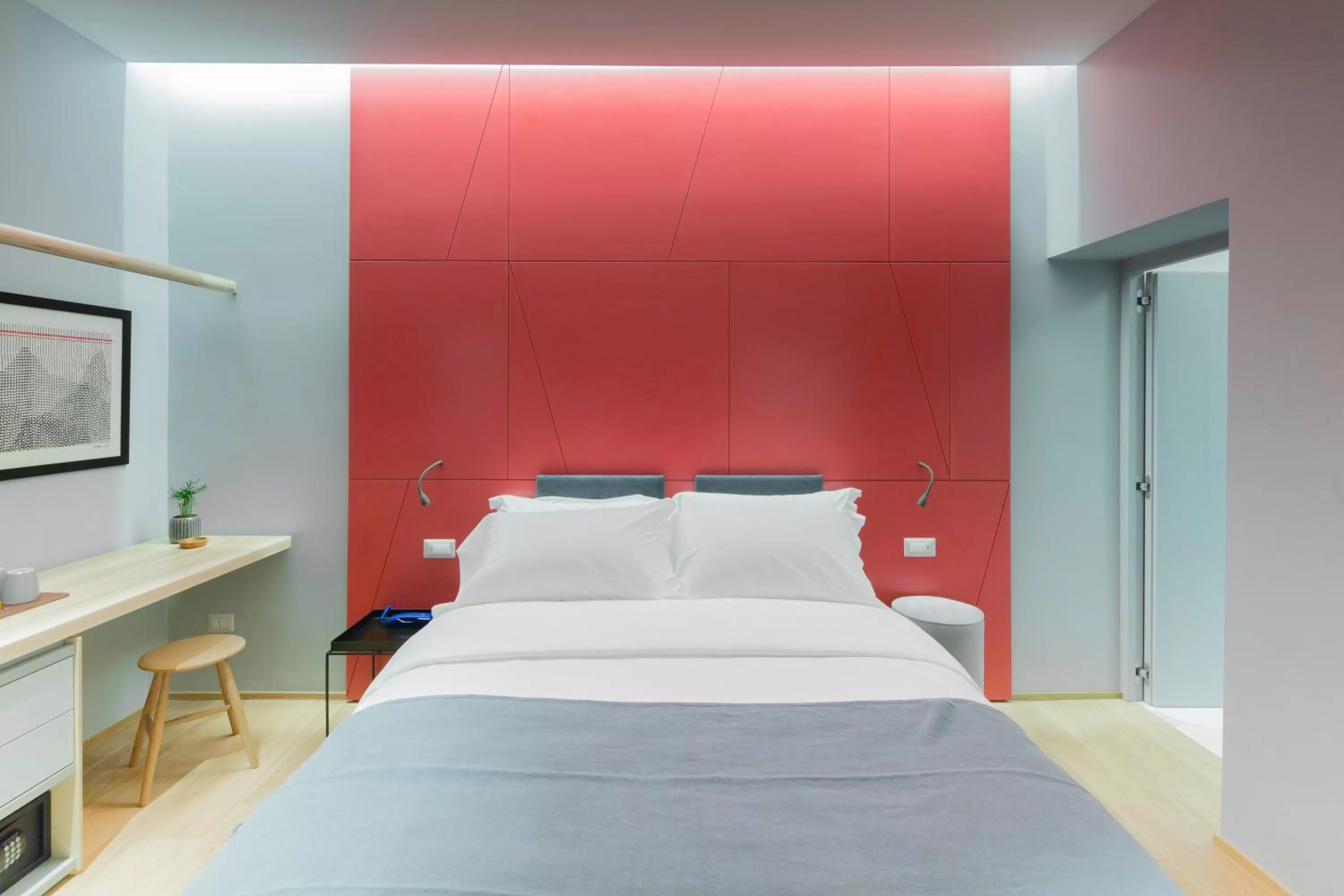 Bed in The Radical Hotel Roma