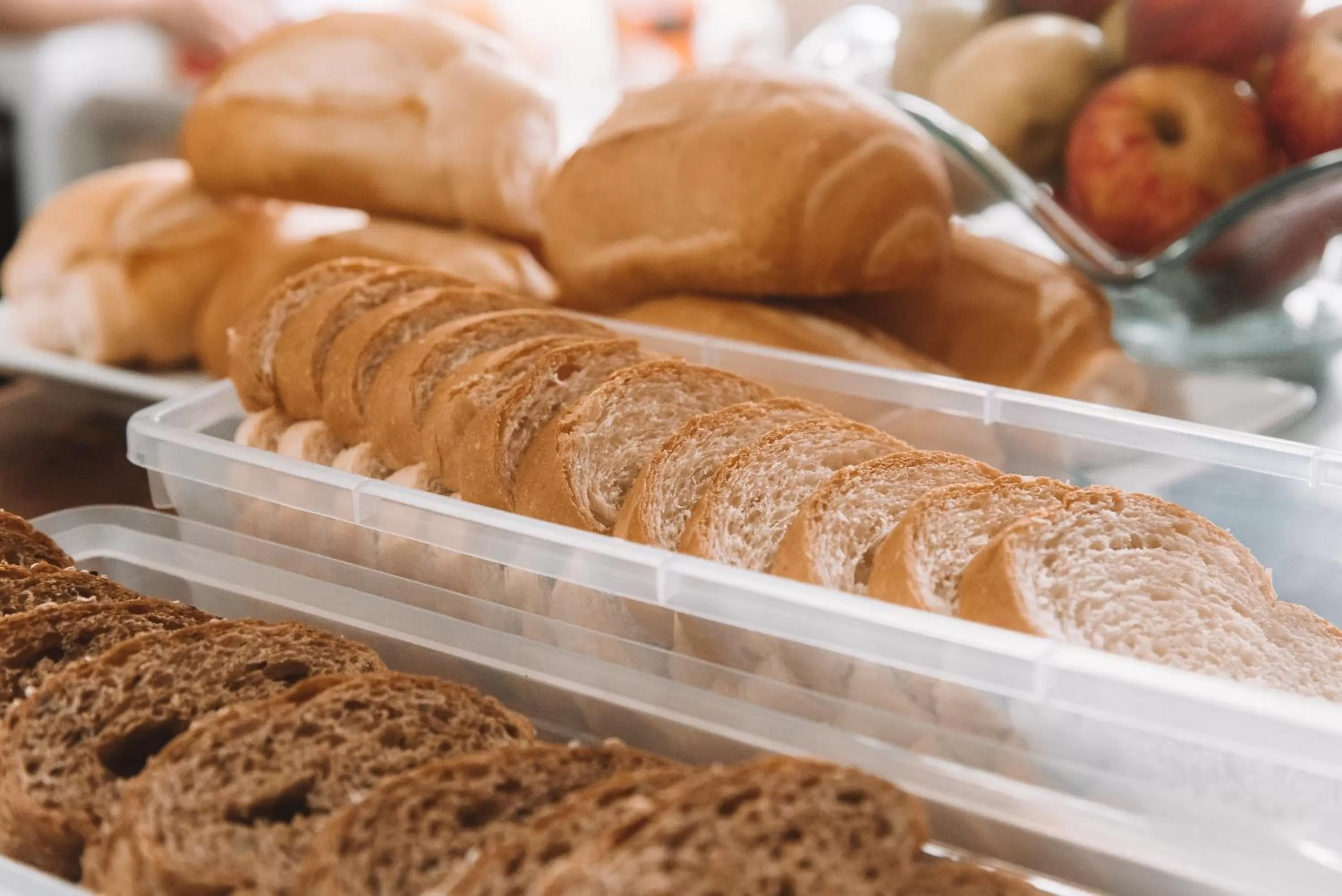 Continental breakfast in Pousada Moquirido