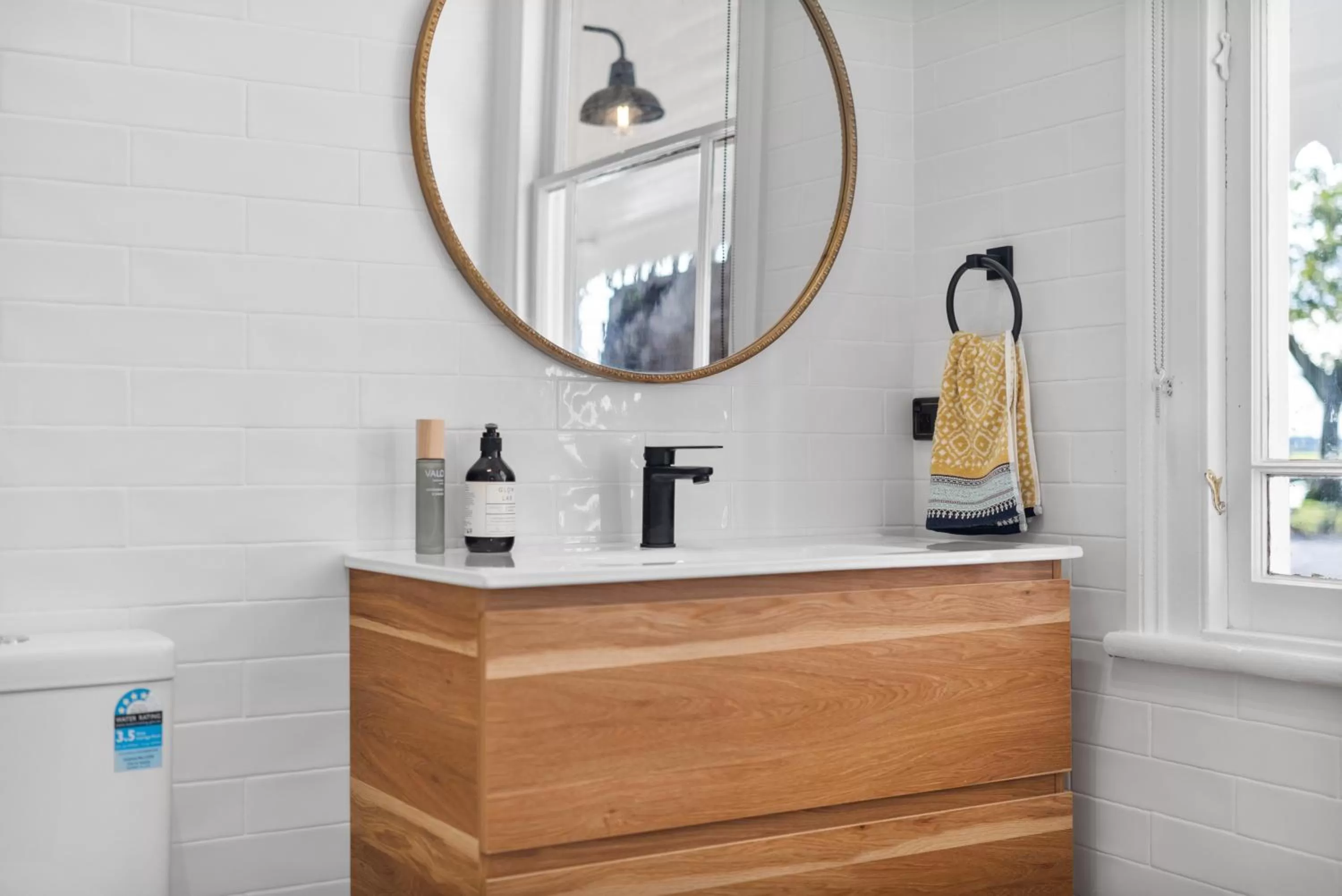 Bathroom in The Bank House Ulmarra