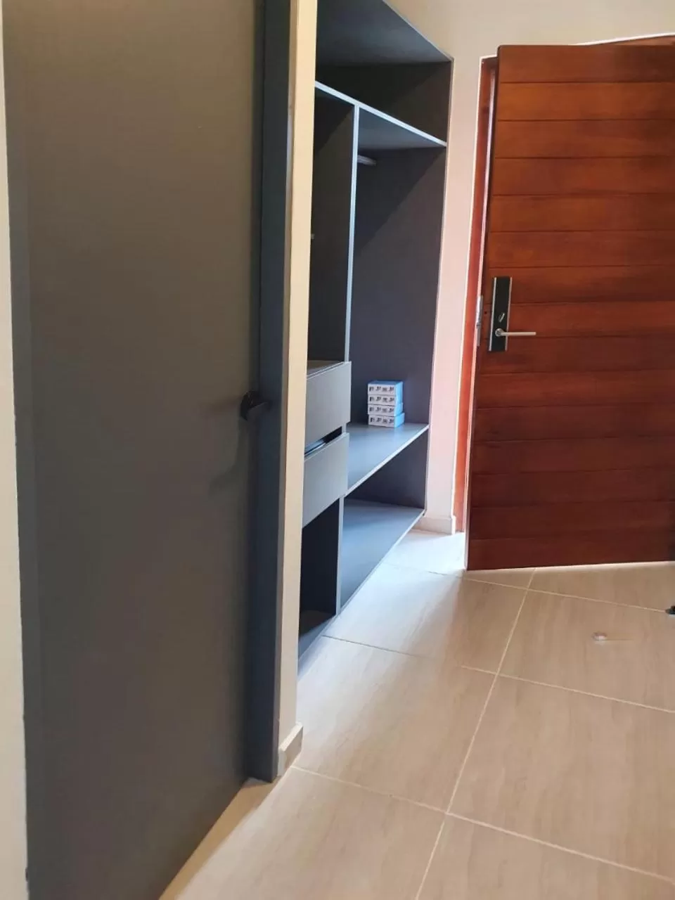 wardrobe in Kali Secreto