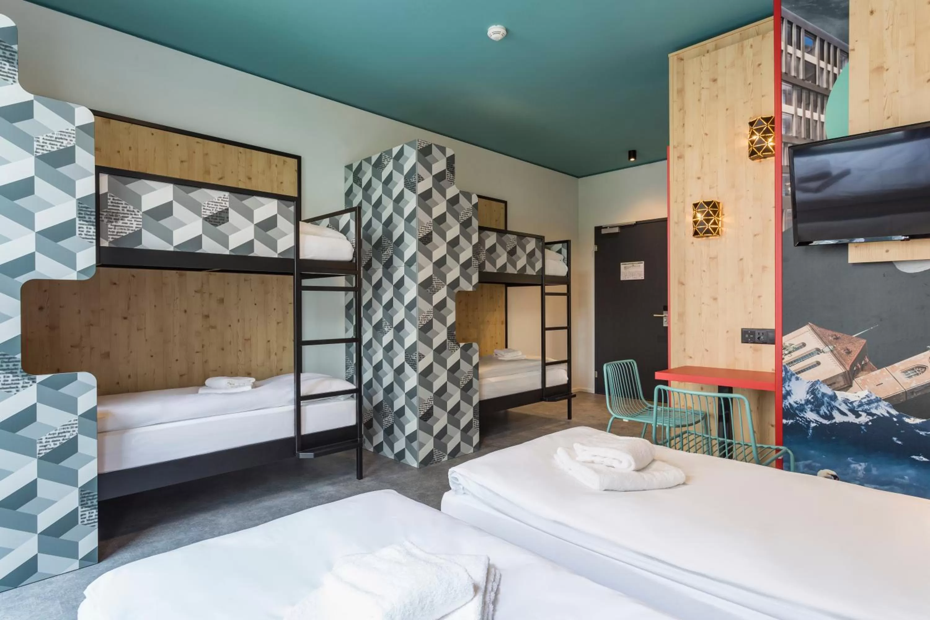 Bedroom, Bed in MEININGER Hotel Zürich Greencity