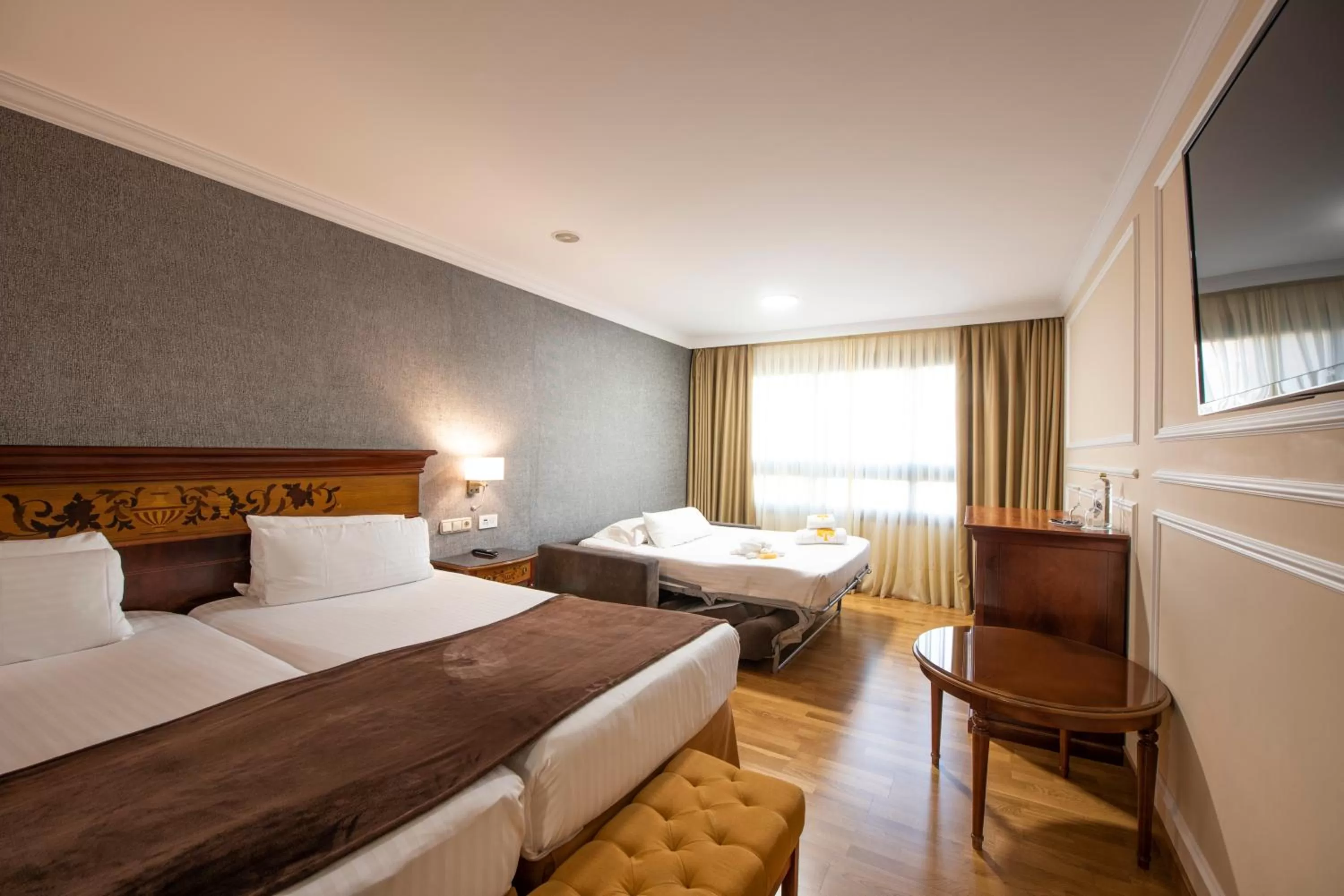 Bed in Eurostars Araguaney