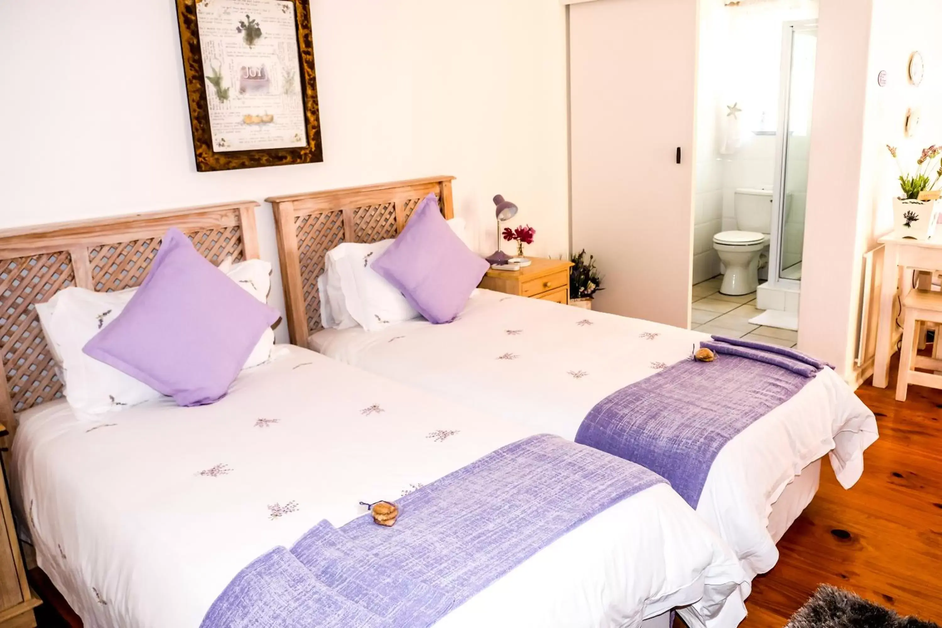 Twin/Double Room - single occupancy in On the Bay Twin/Double Room - single occupancy in On the Bay