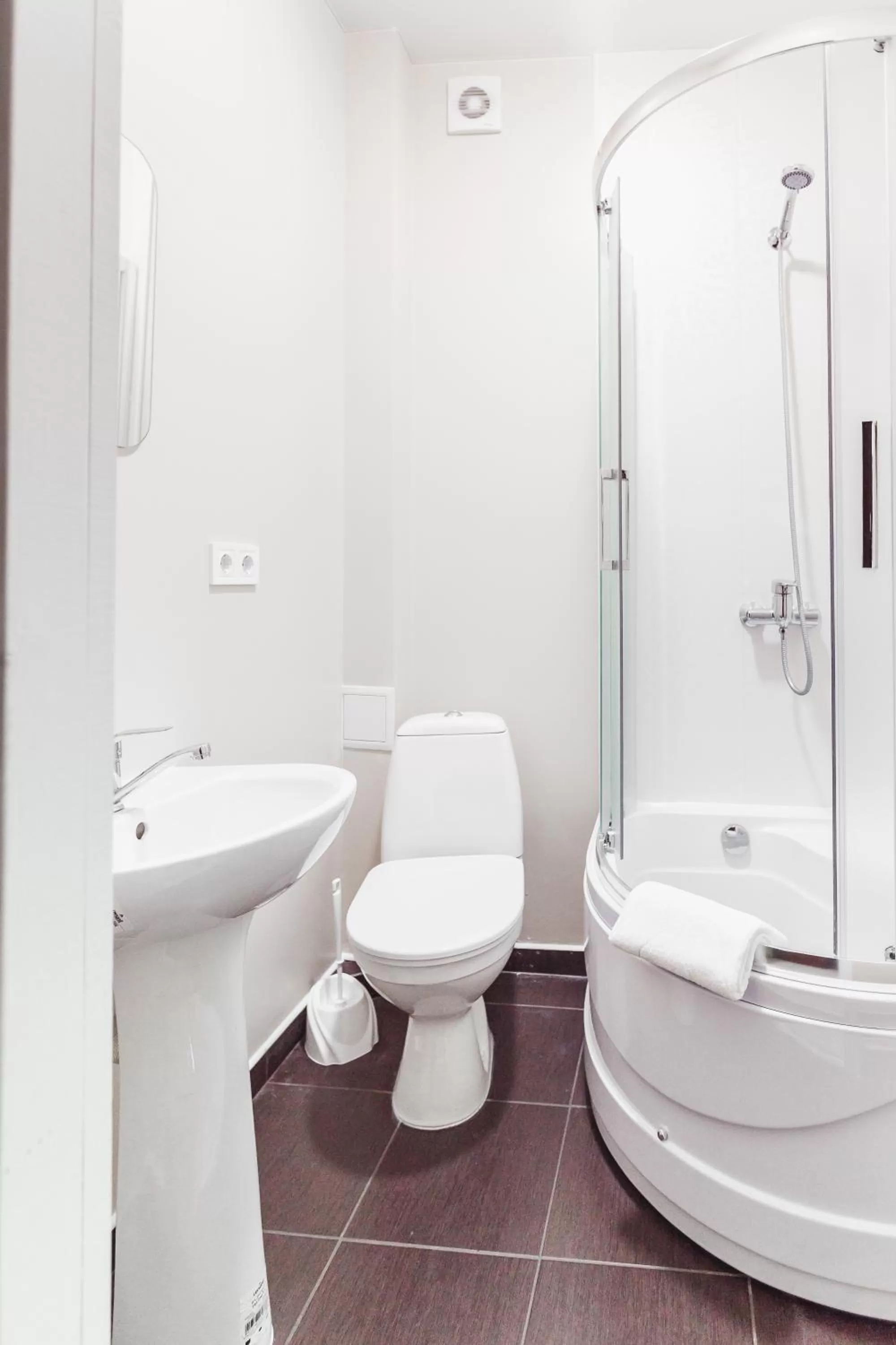 Shower in Apartments near Deribasovskaya