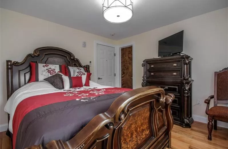 Bed in Cold Spring Hotel