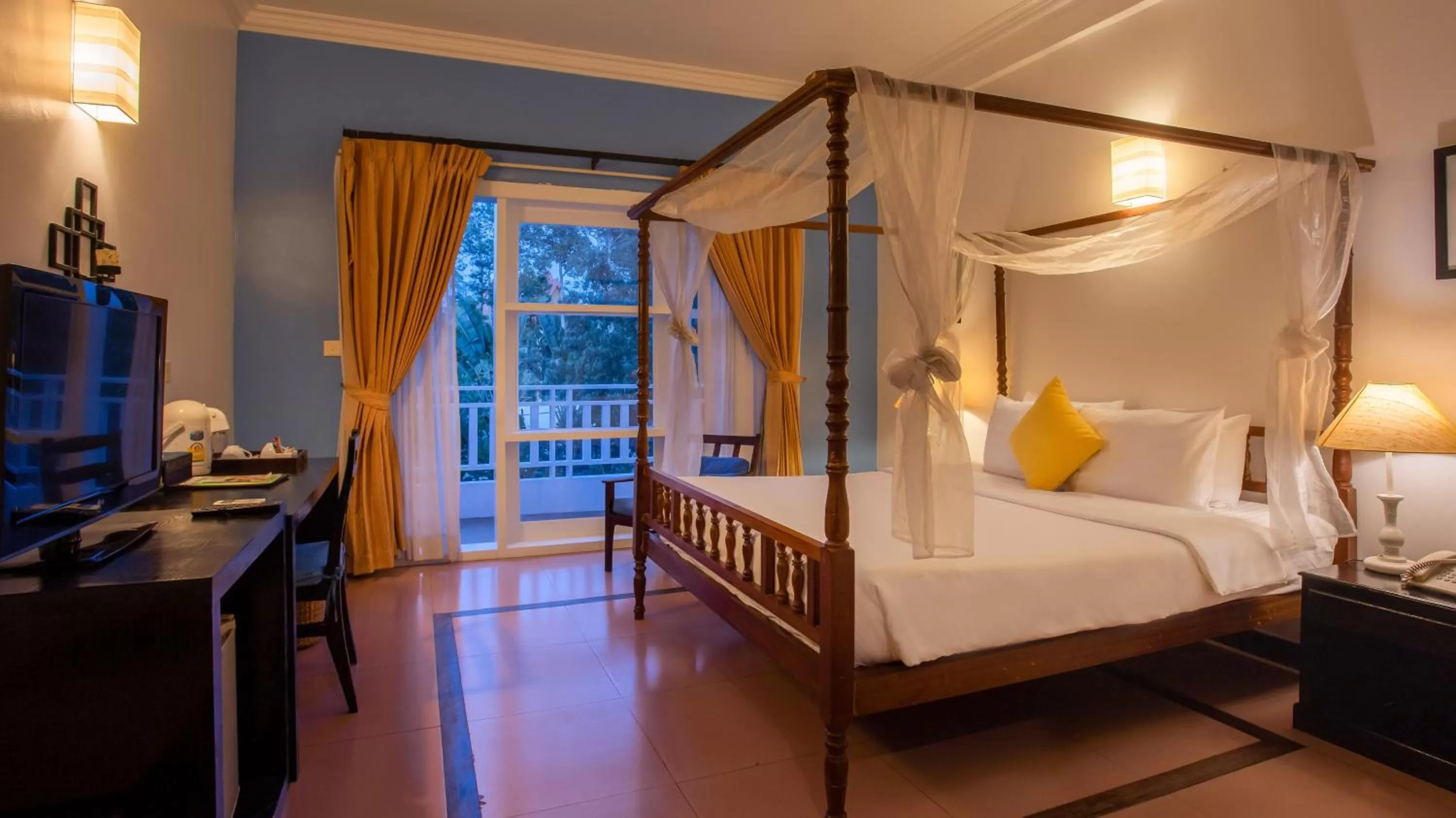 Junior Suite Pool View - Pick Up One Way in Amber Angkor Villa Hotel & Spa