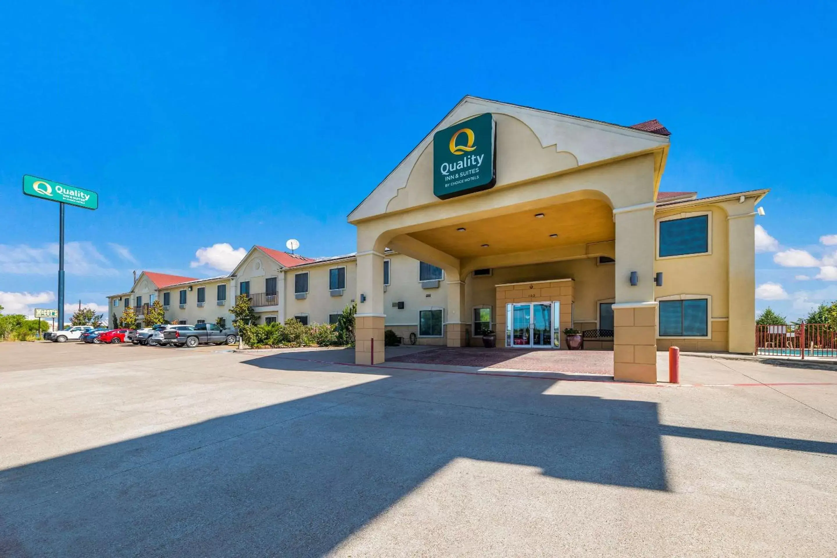 Quality Inn & Suites Terrell Quality Inn & Suites Terrell